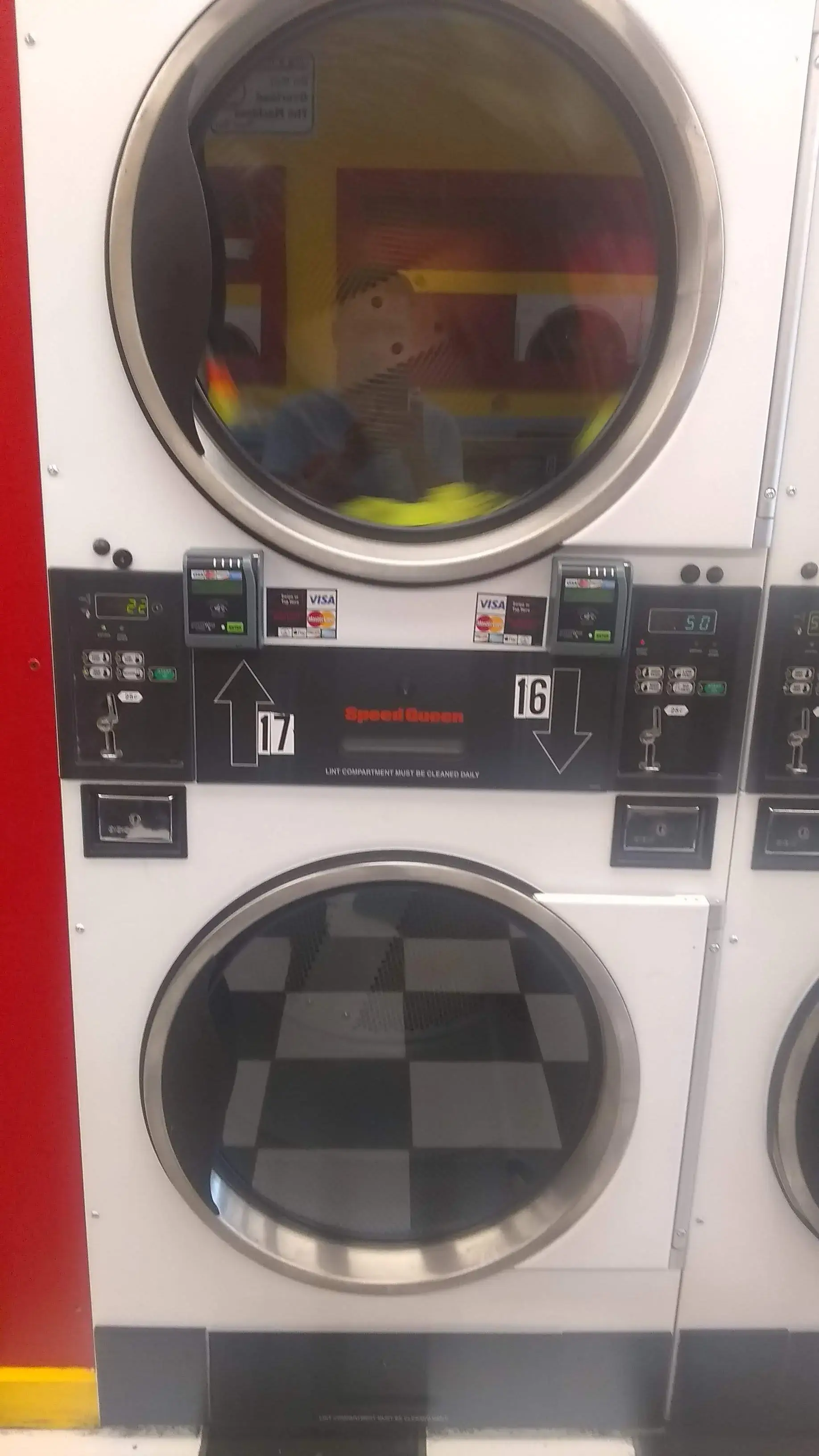 Lost Sock Coin-Laundry - Abingdon thumbnail 7