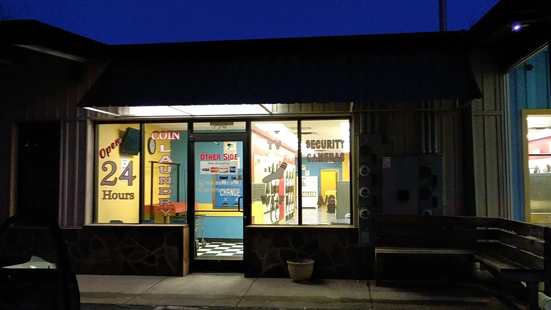 Lost Sock Coin-Laundry - Abingdon thumbnail 2
