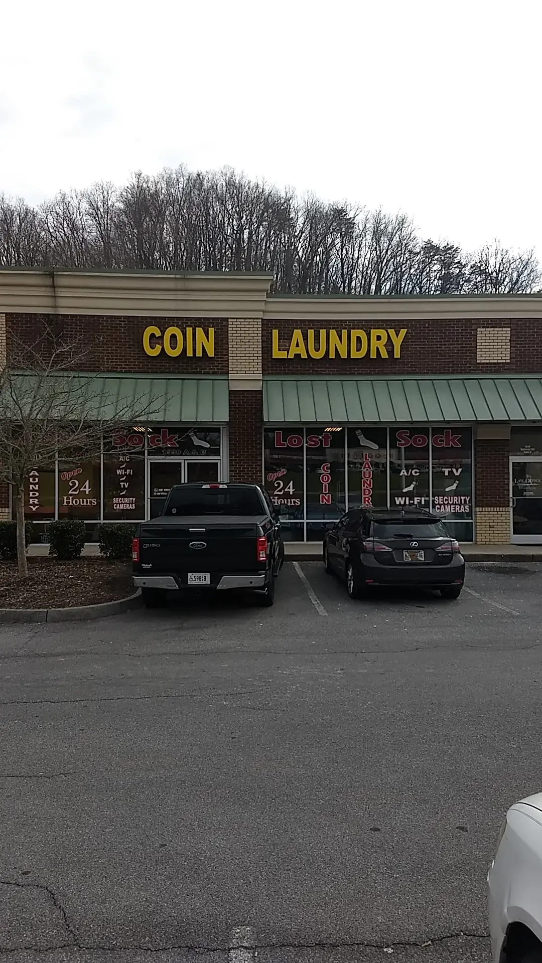 Lost Sock Coin Laundry - Blountville, TN - Image 7