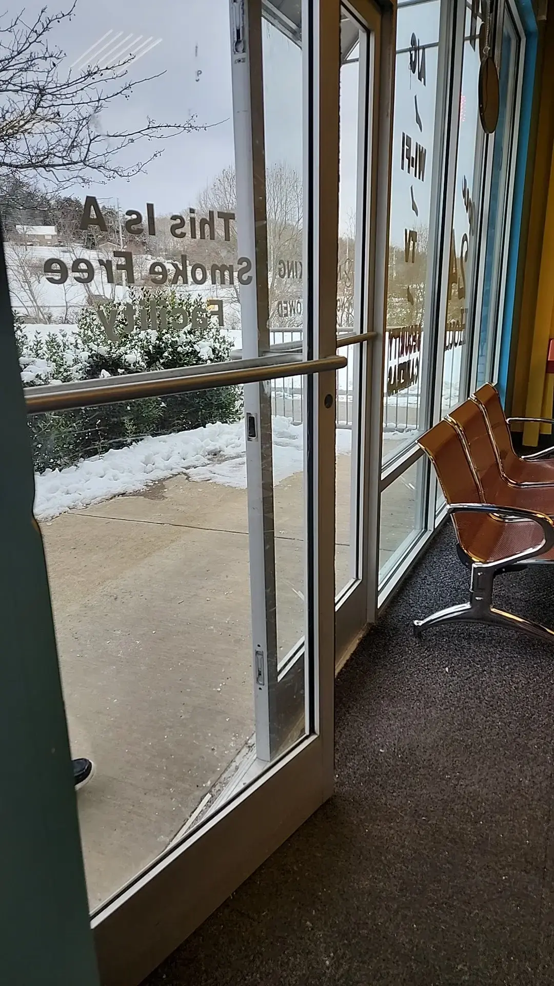 Lost Sock Coin Laundry - Blountville, TN - Image 5