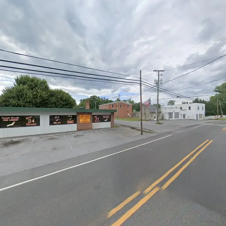 Lost Sock Coin Laundry - Glade Spring - Image 3