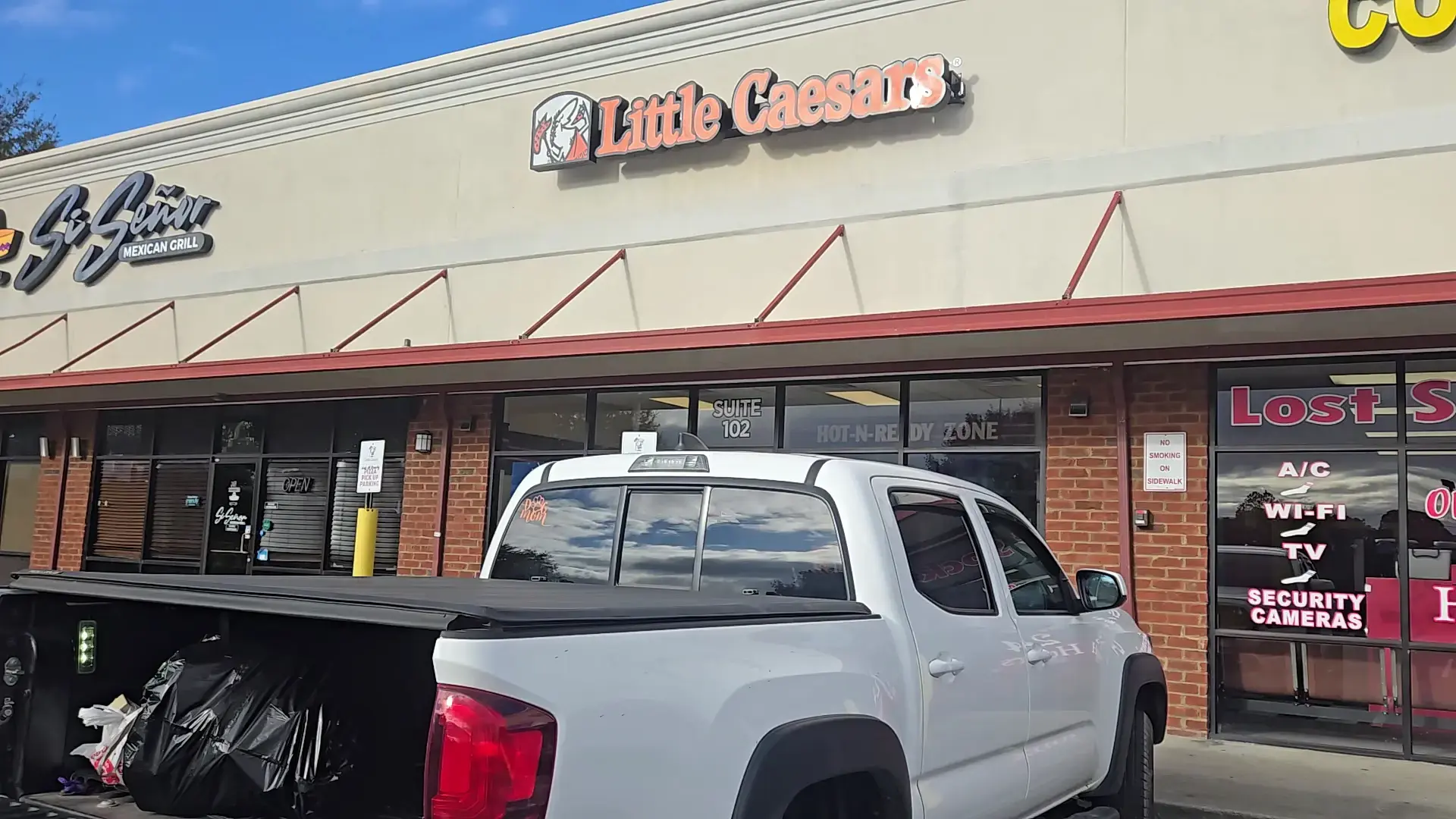 Lost Sock Coin Laundry - Gray thumbnail 3