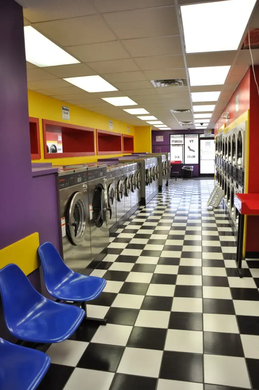 Lost Sock Coin Laundry - Lebanon - Image 1