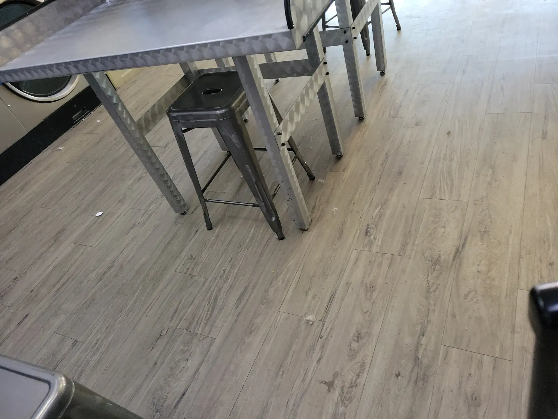 Lost Sock Laundromat - Image 19