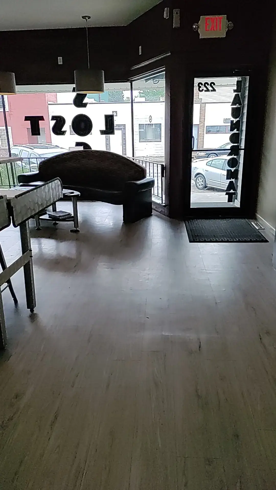 Lost Sock Laundromat - Image 6