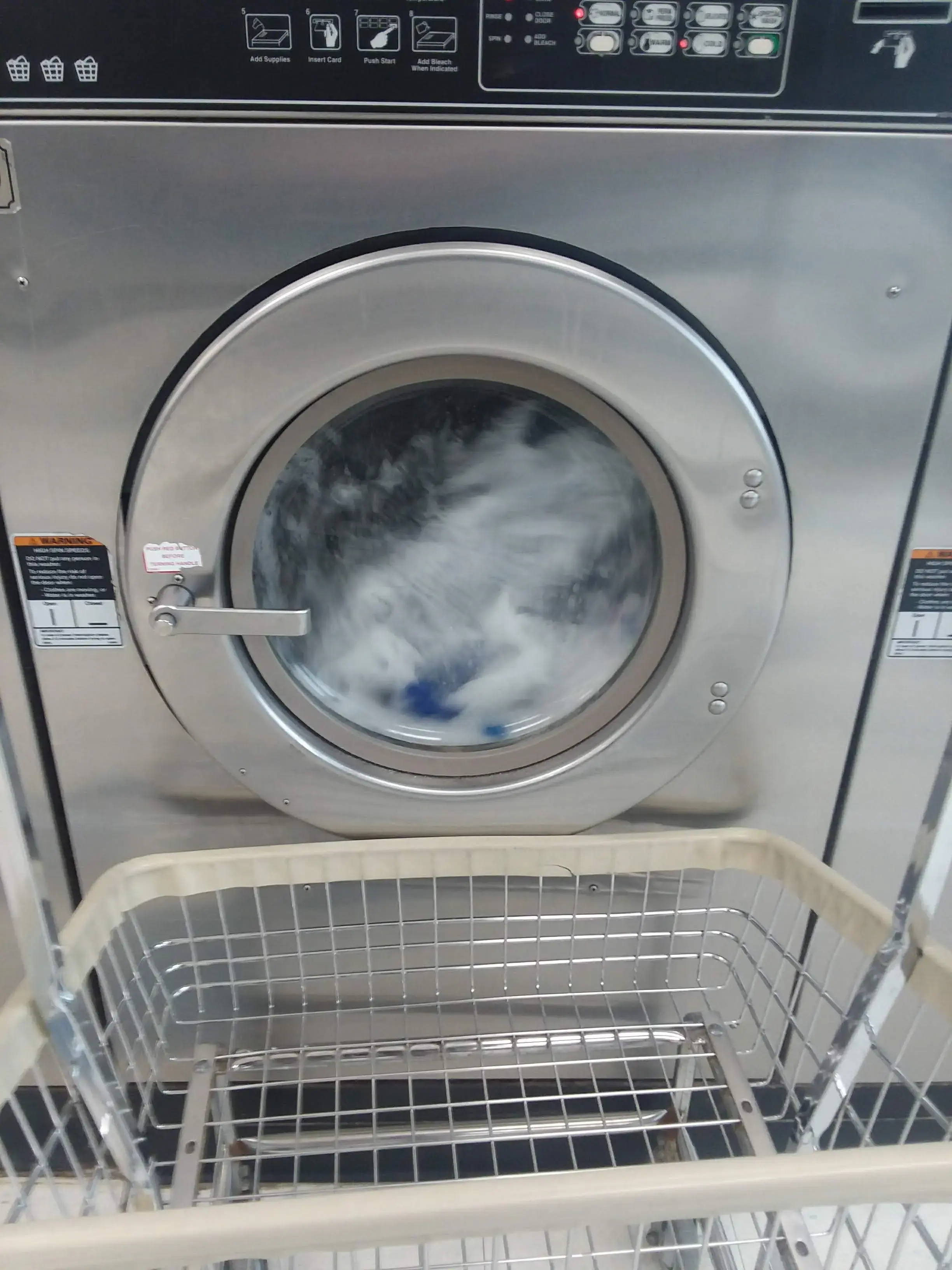 Lost Sock Laundromat thumbnail 17