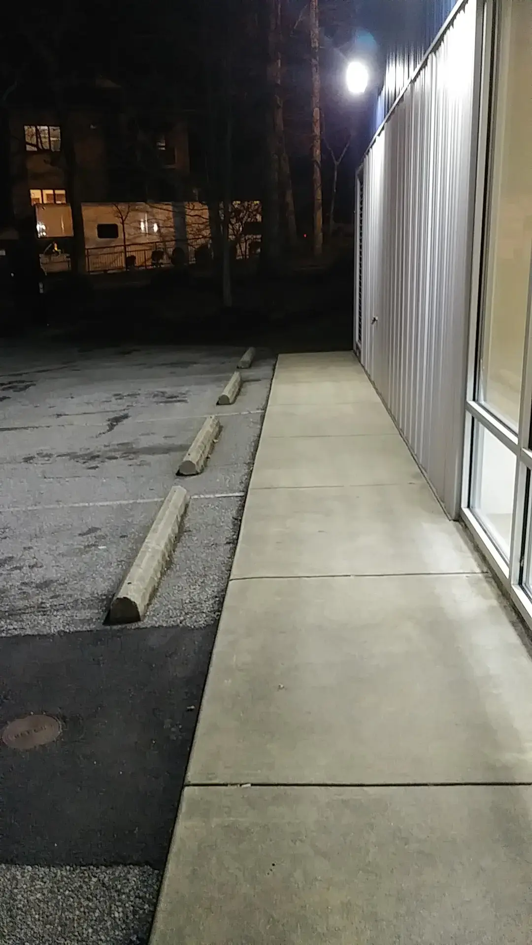 Lost Sock Laundromat - Image 12
