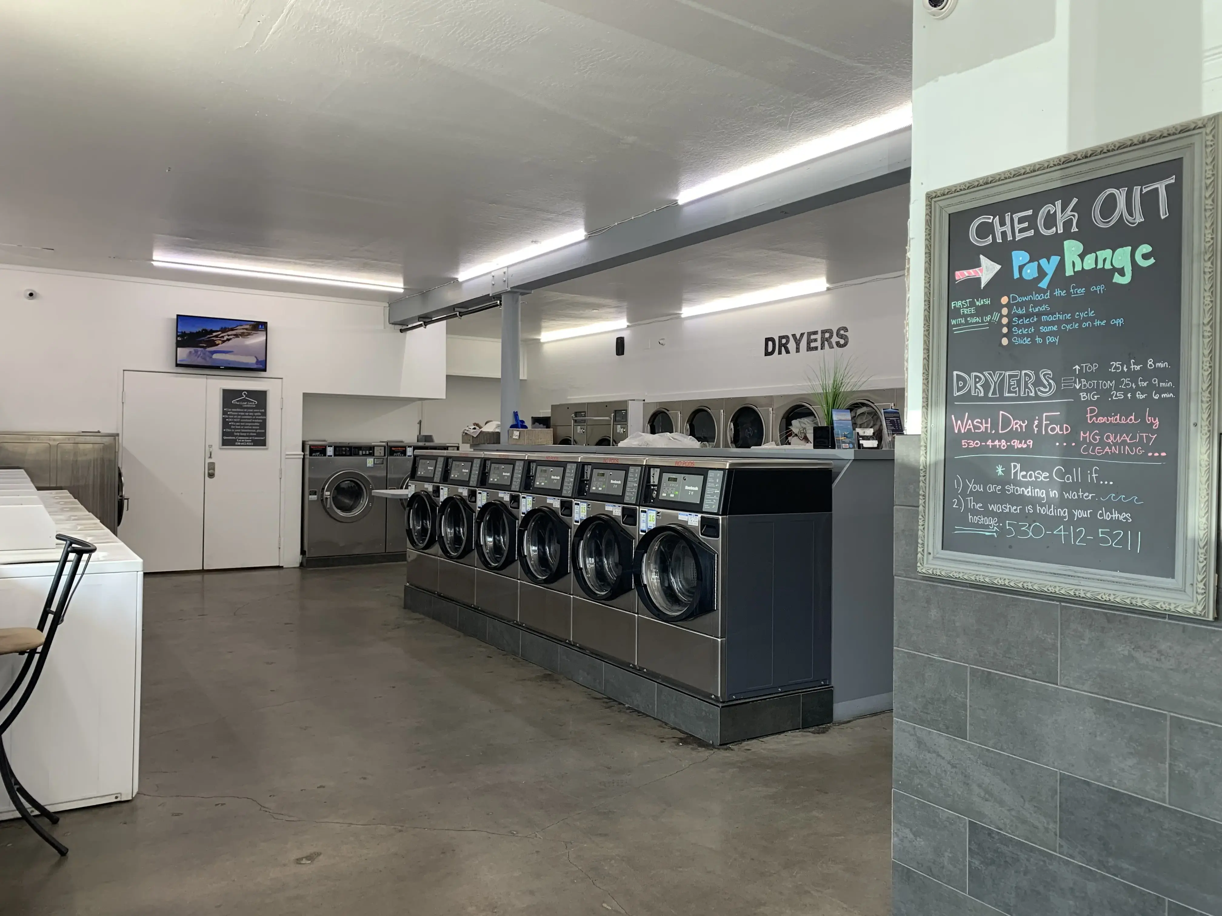 Lost Sock Laundromat thumbnail 7