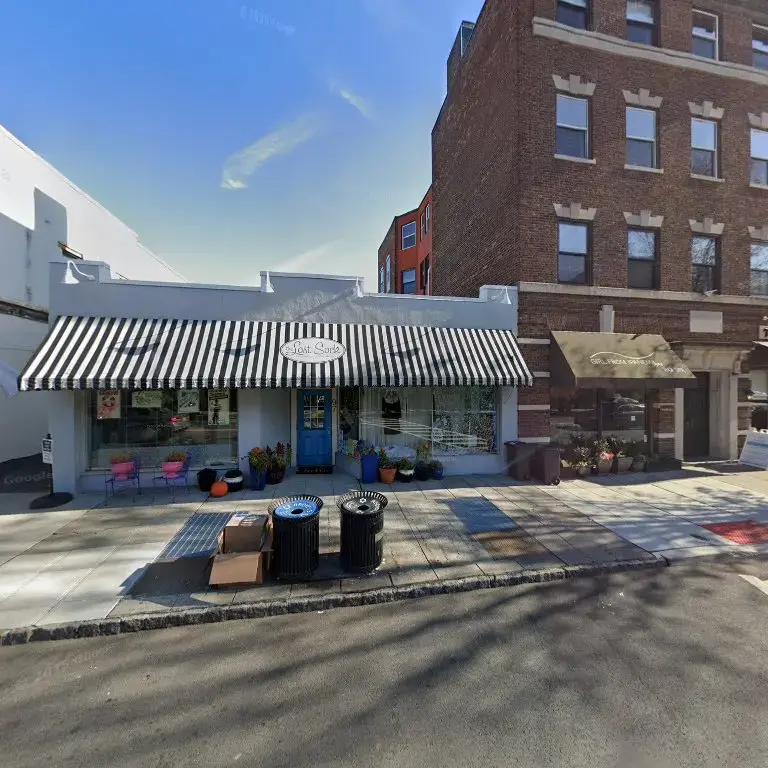 Lost Sock Laundry Center - Image 16