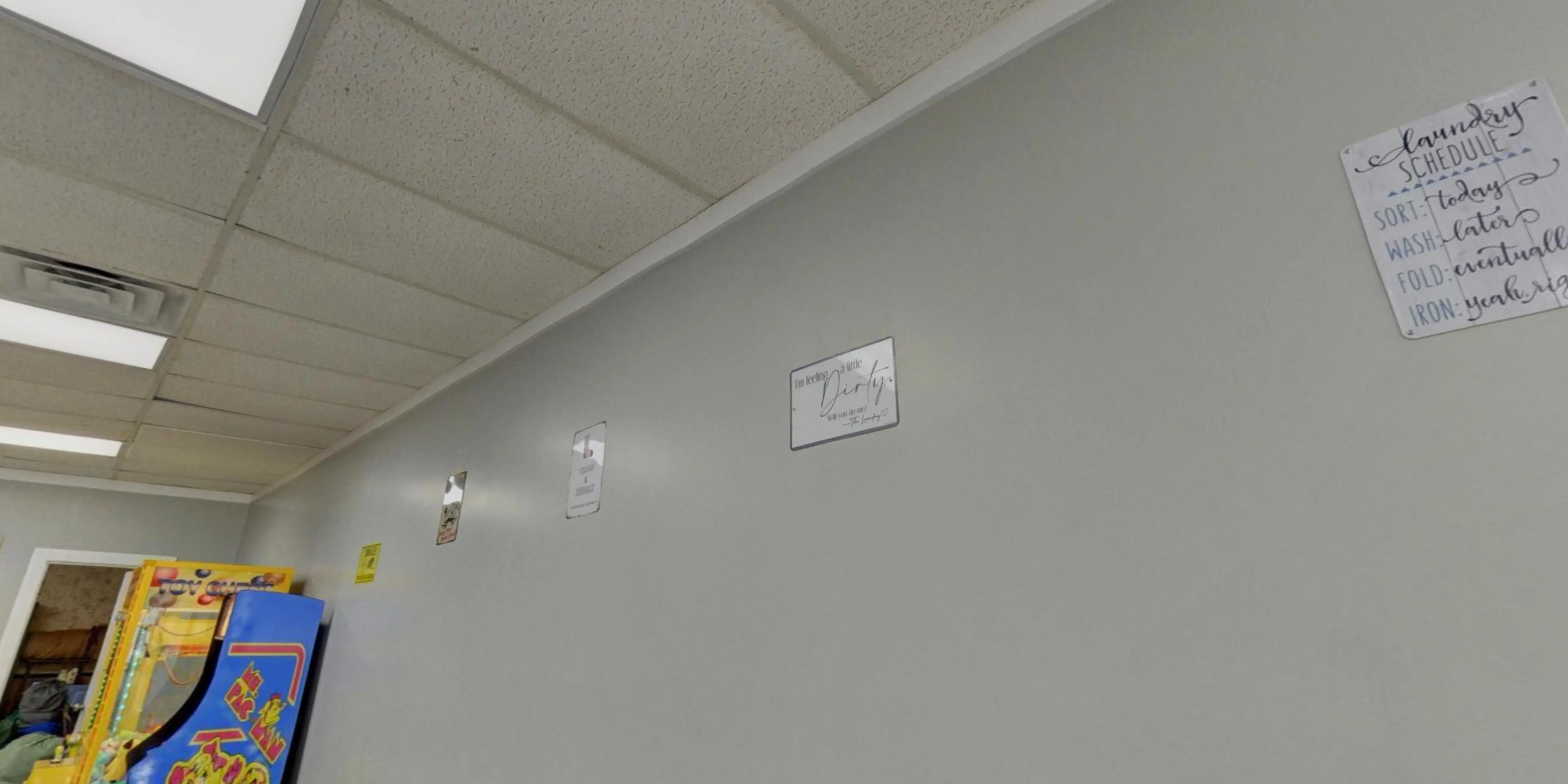 Lost Socks Laundry - Image 9