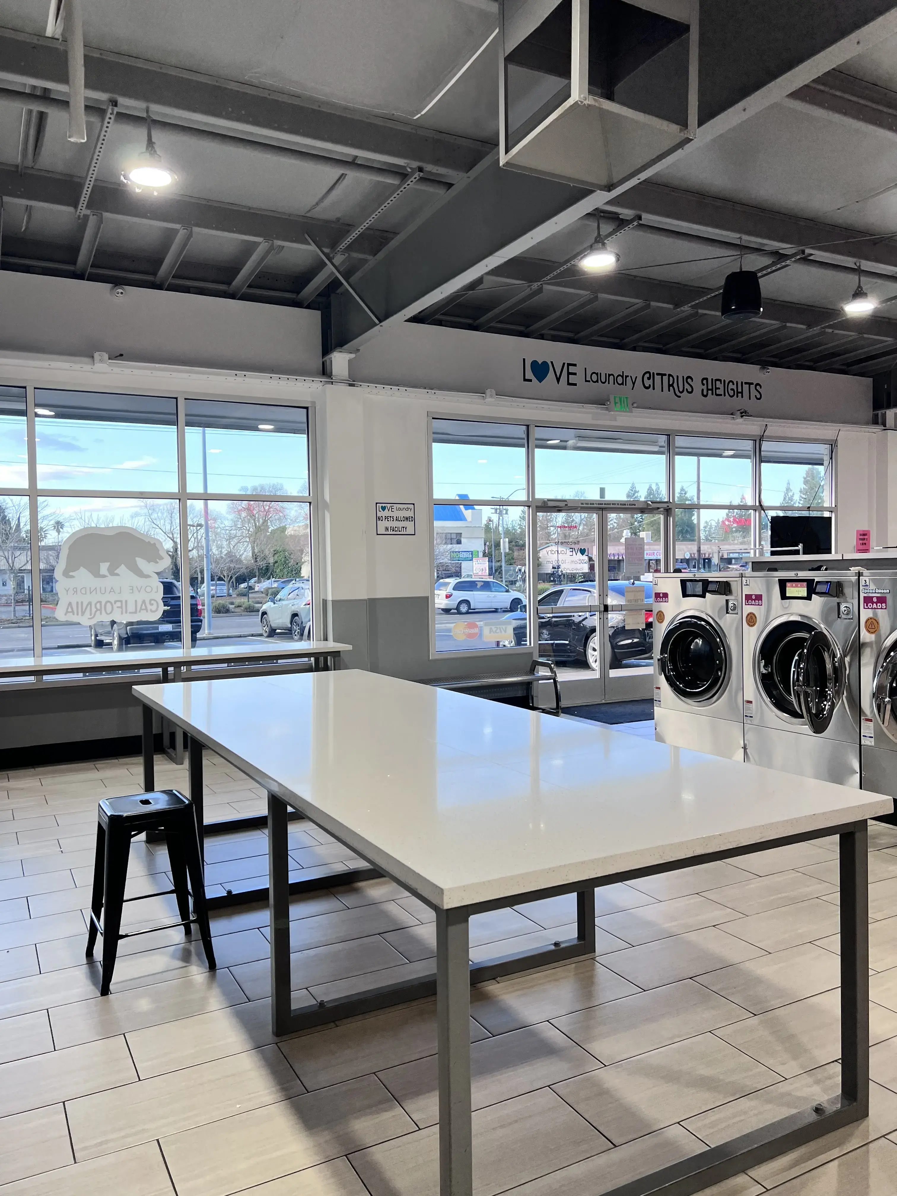 Love Laundry Citrus Heights thumbnail 6