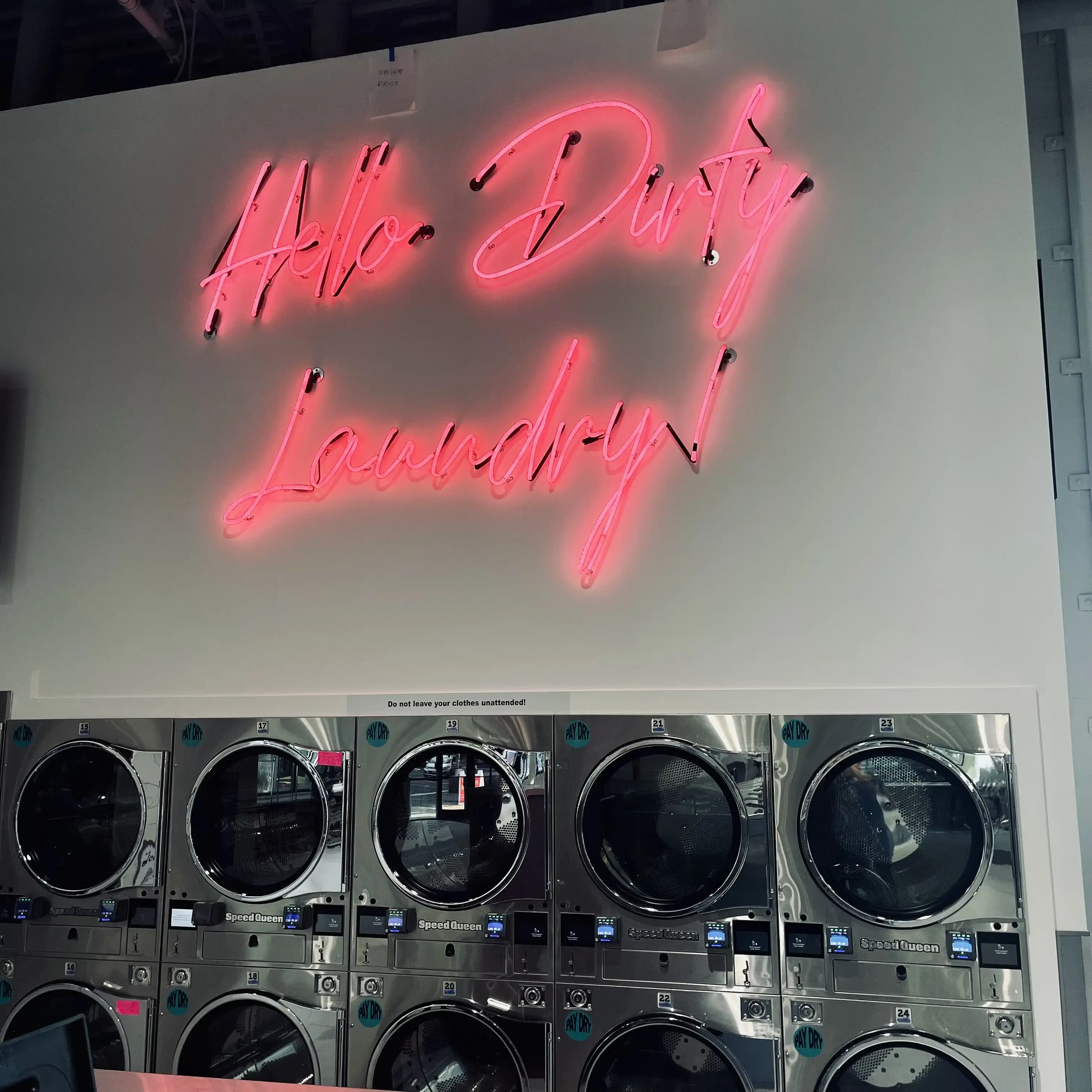 Love Laundry Downtown - Image 10