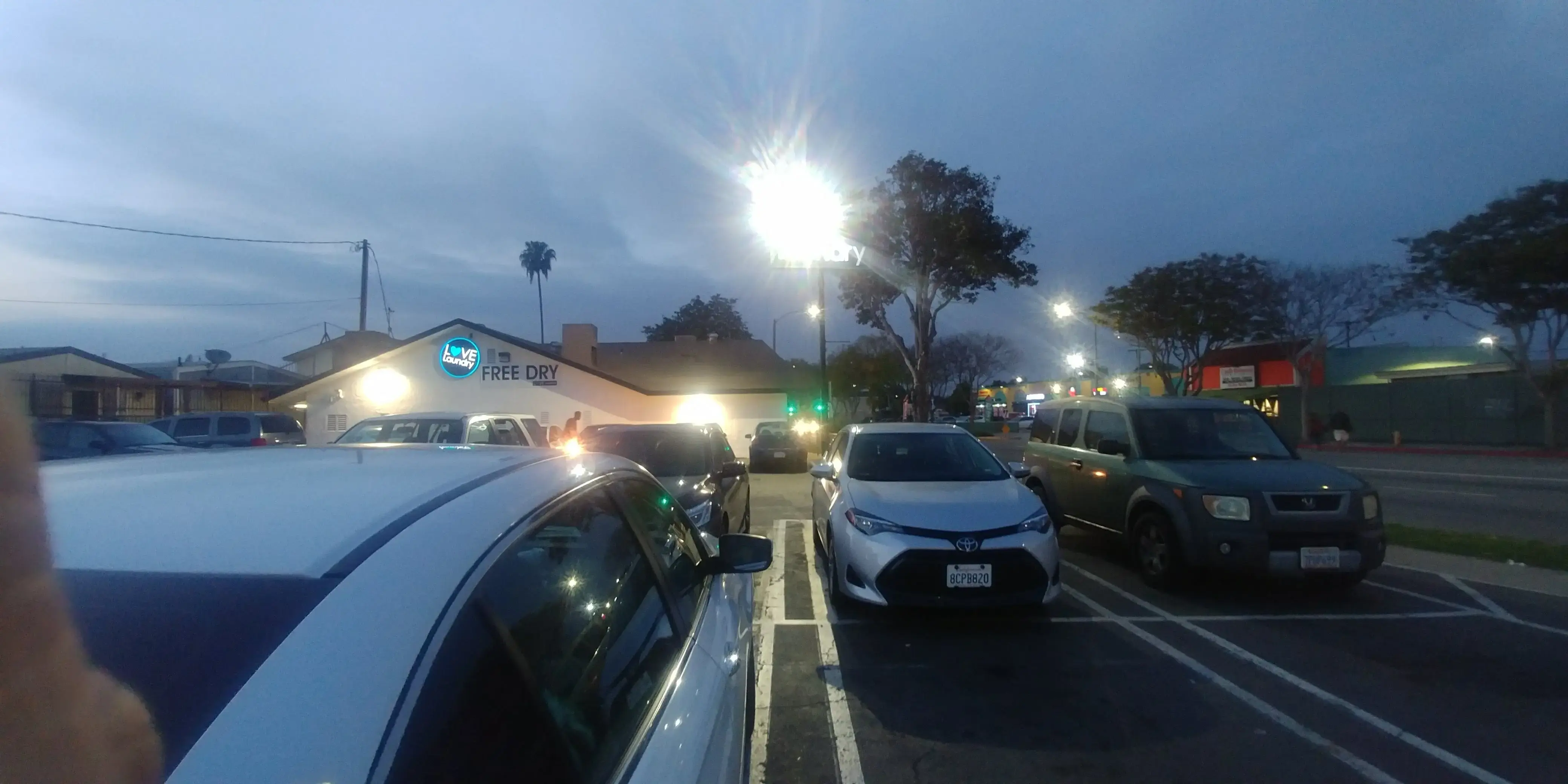 Love Laundry Long Beach thumbnail 14