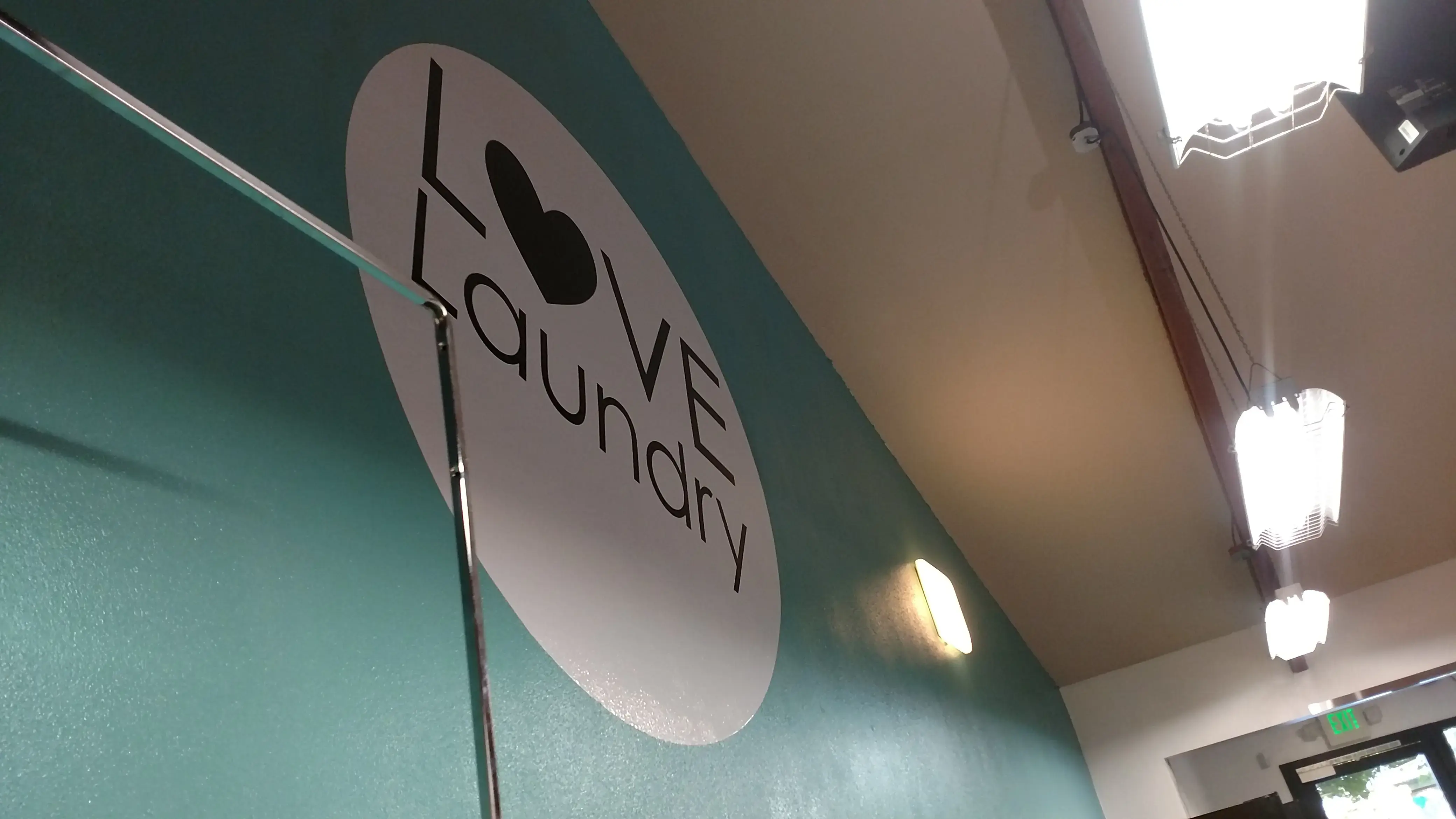 Love Laundry Long Beach - Image 19