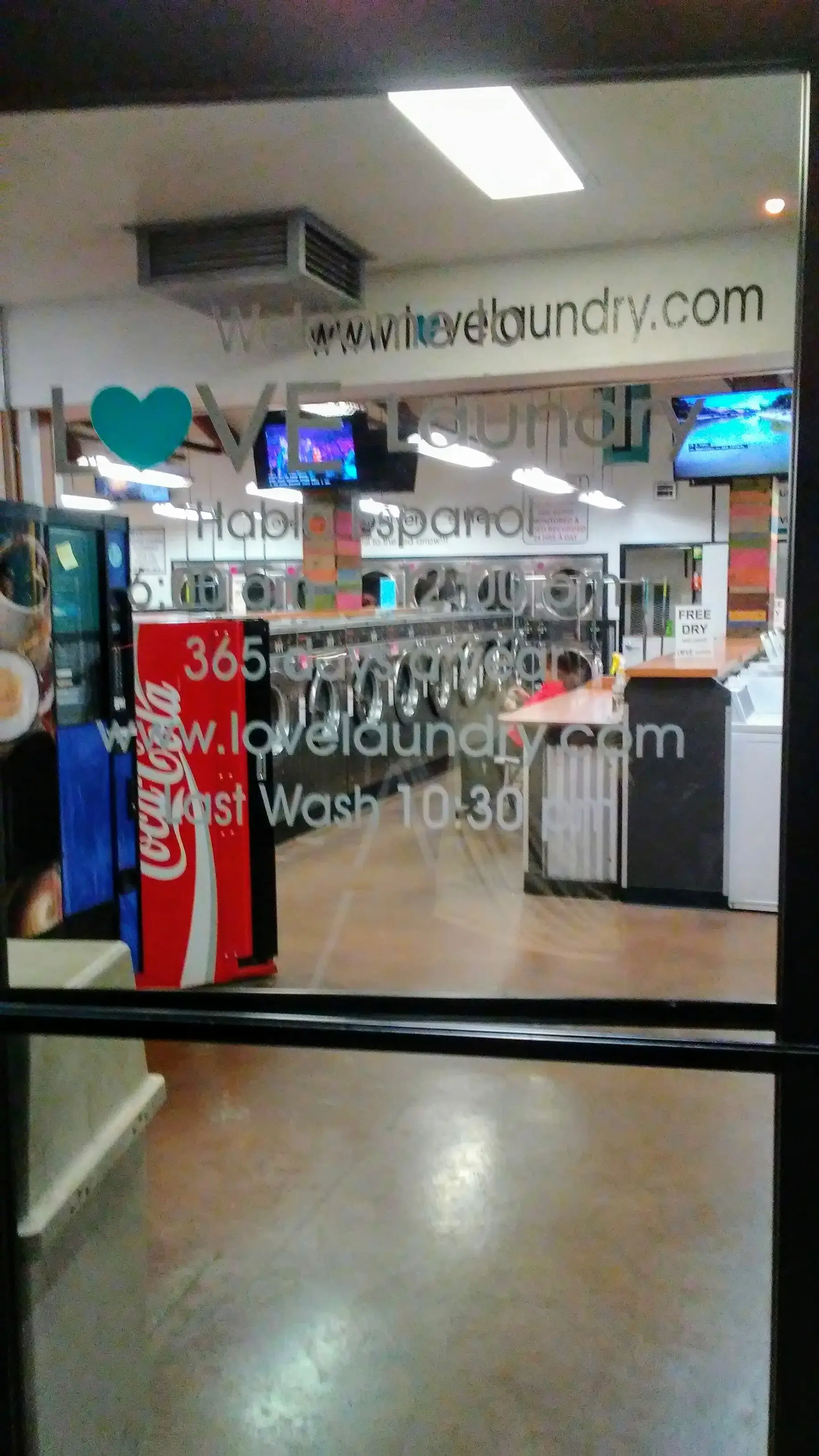 Love Laundry Long Beach thumbnail 20