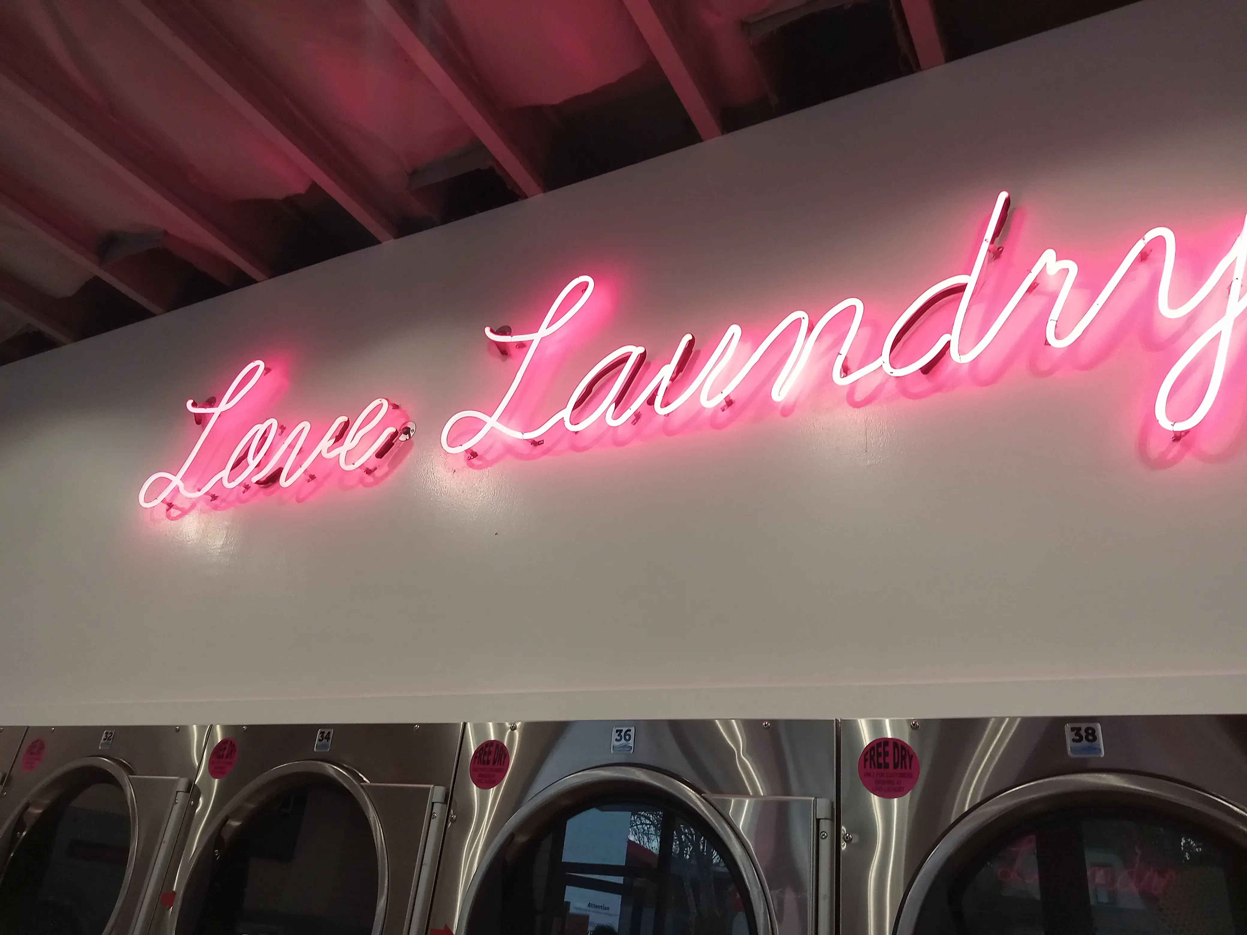 Love Laundry Midtown thumbnail 7