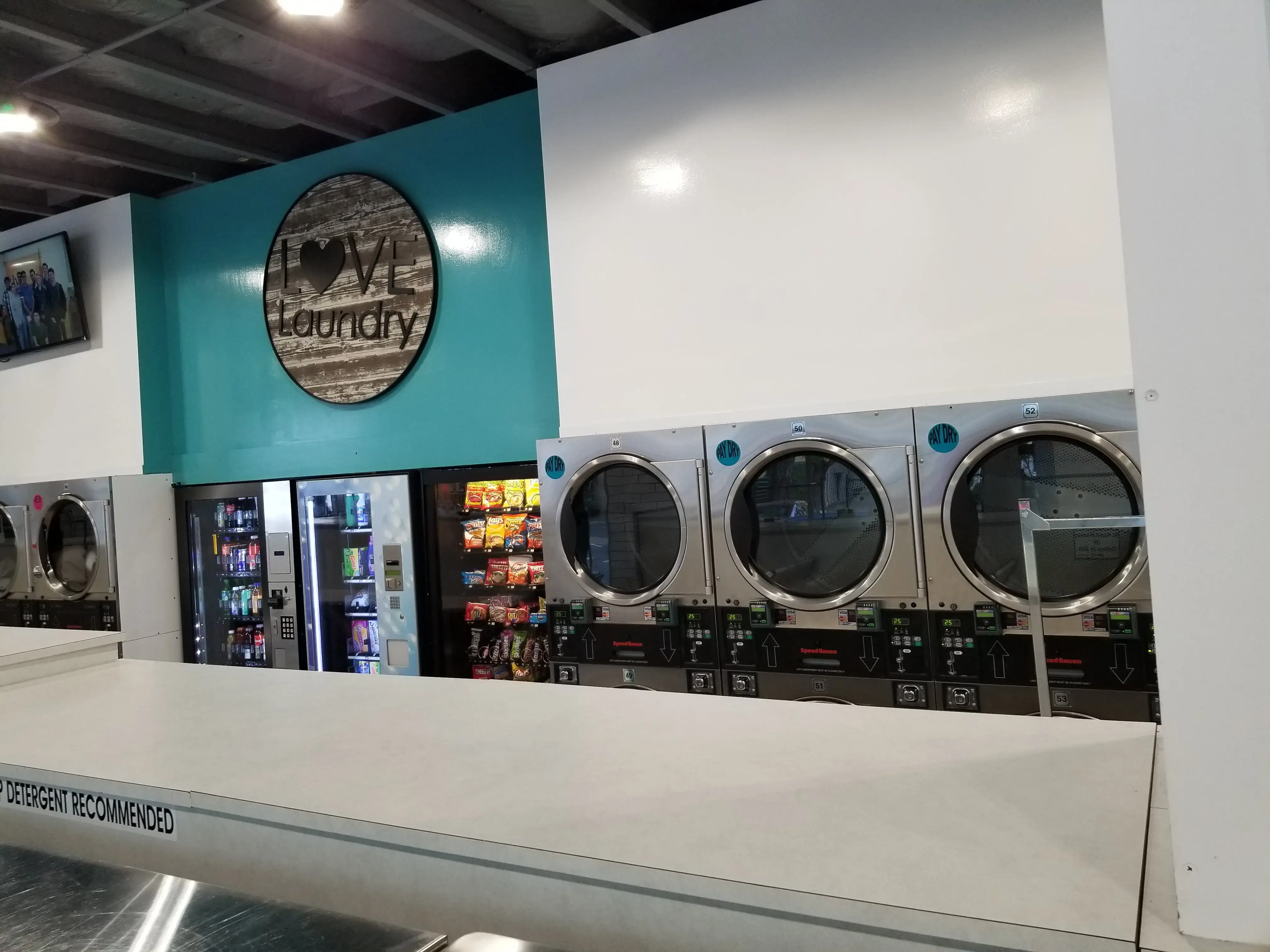 Love Laundry Midtown - Image 14