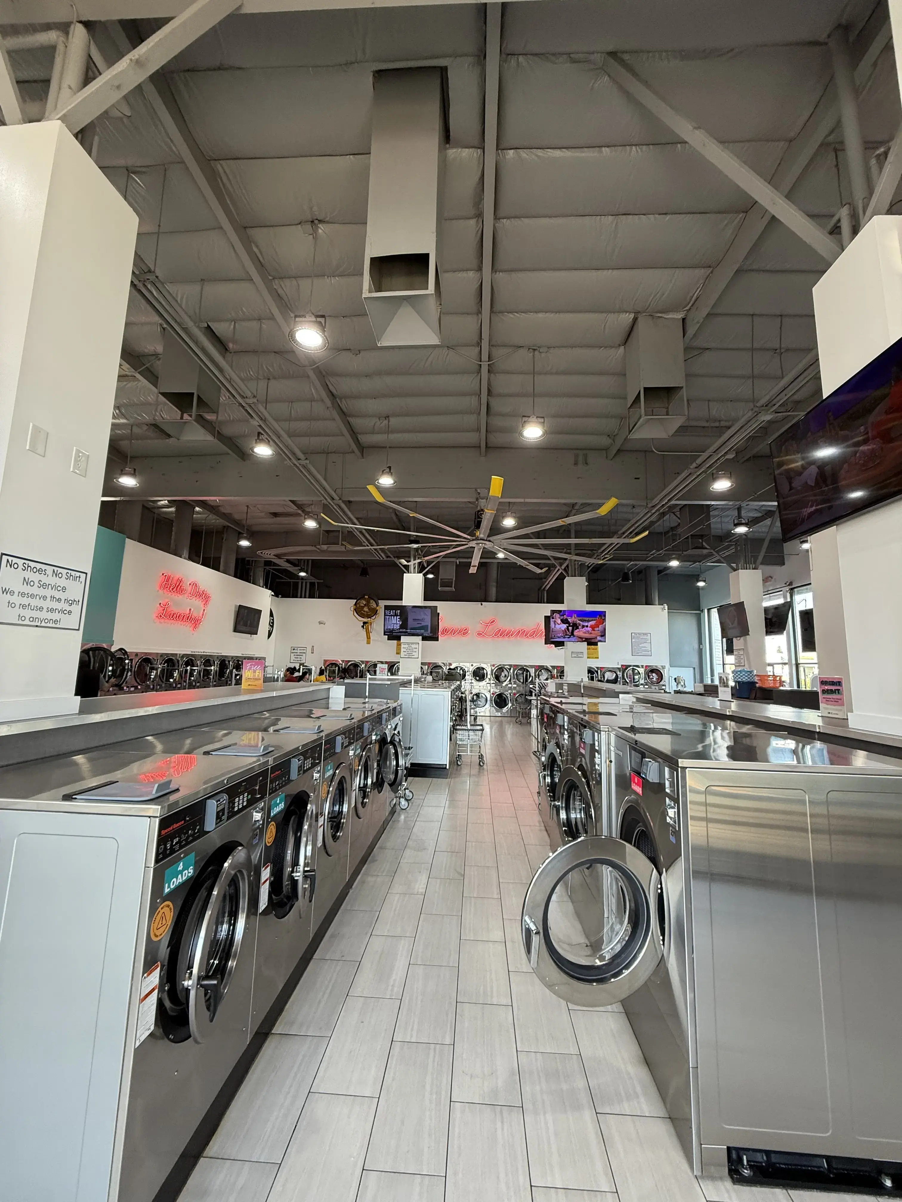 Love Laundry South Sacramento - Image 14