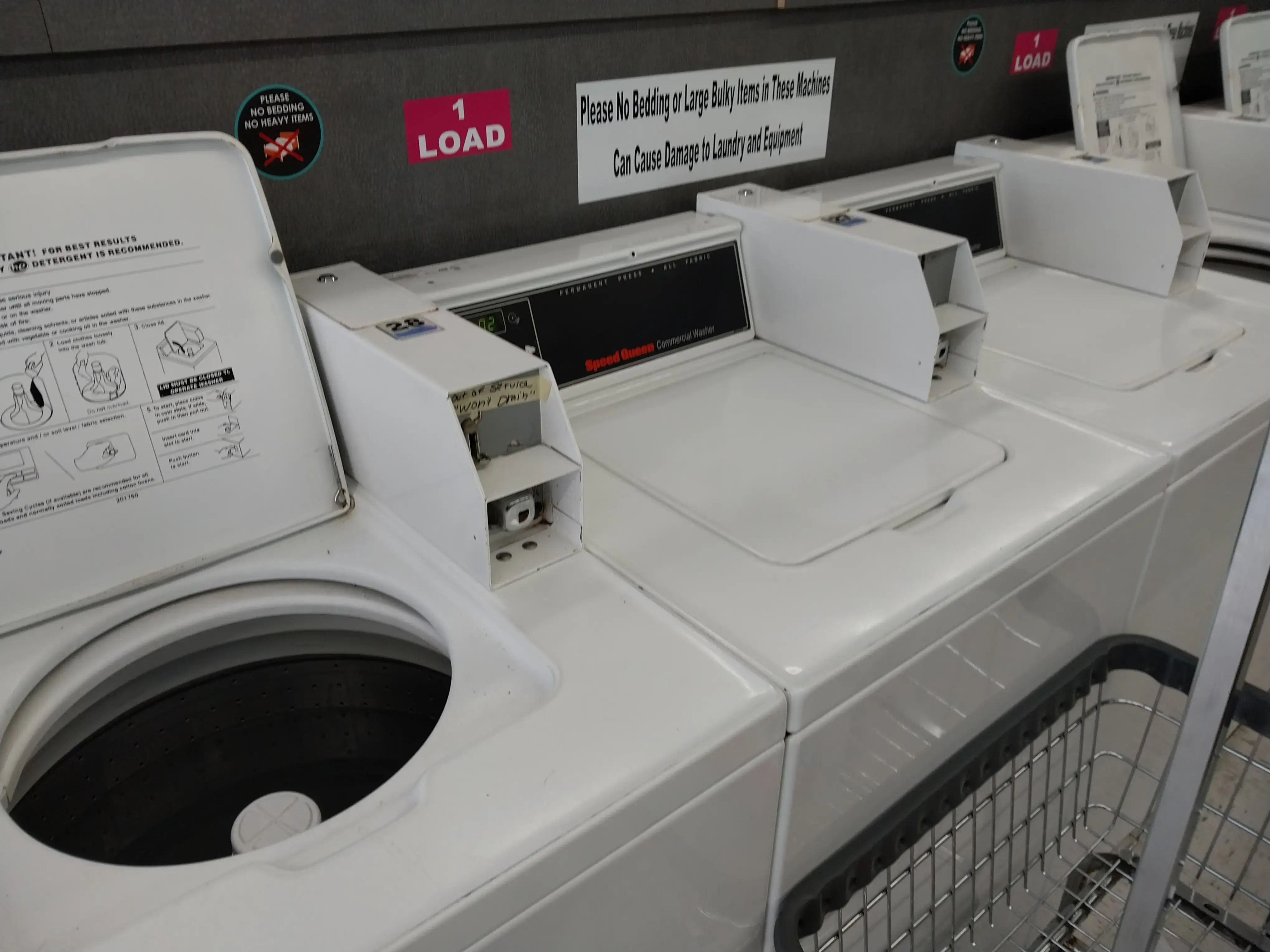 Love Laundry W Pico, LA - Image 17