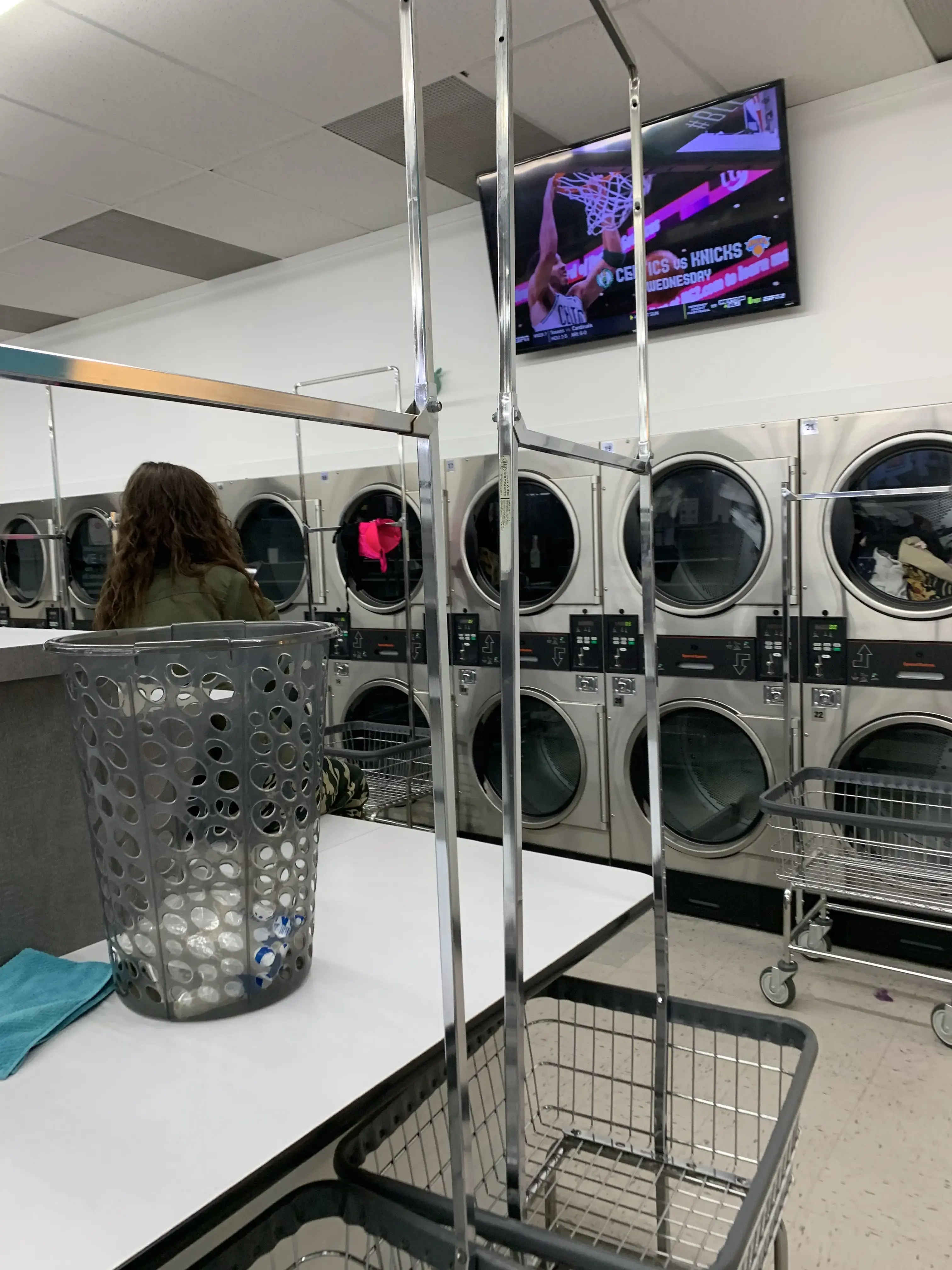 Love Laundry W Pico, LA - Image 12