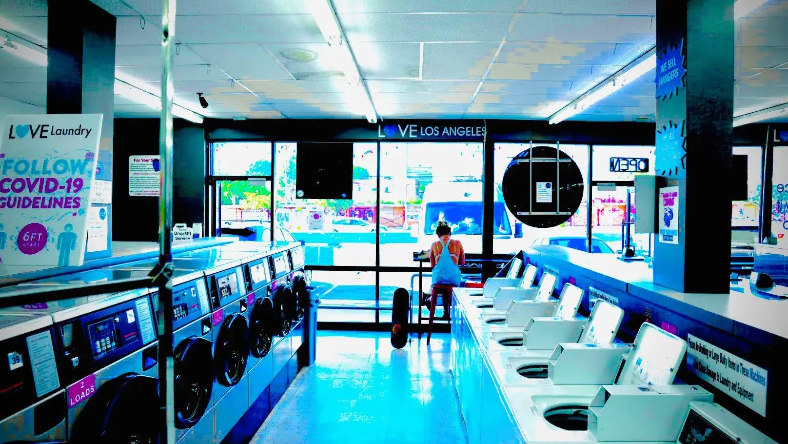 Love Laundry W Pico, LA - Image 14