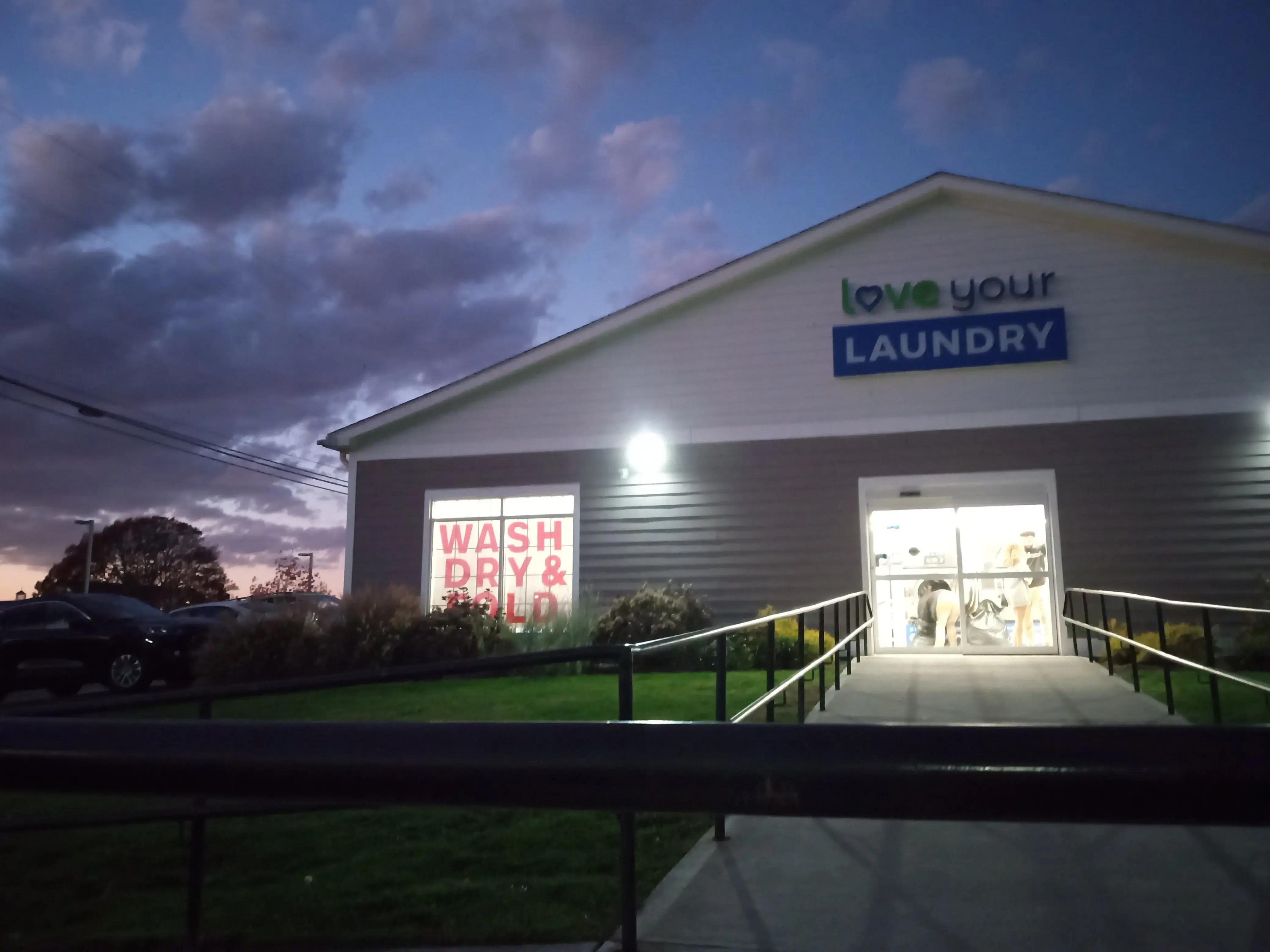Love Your Laundry - Image 13