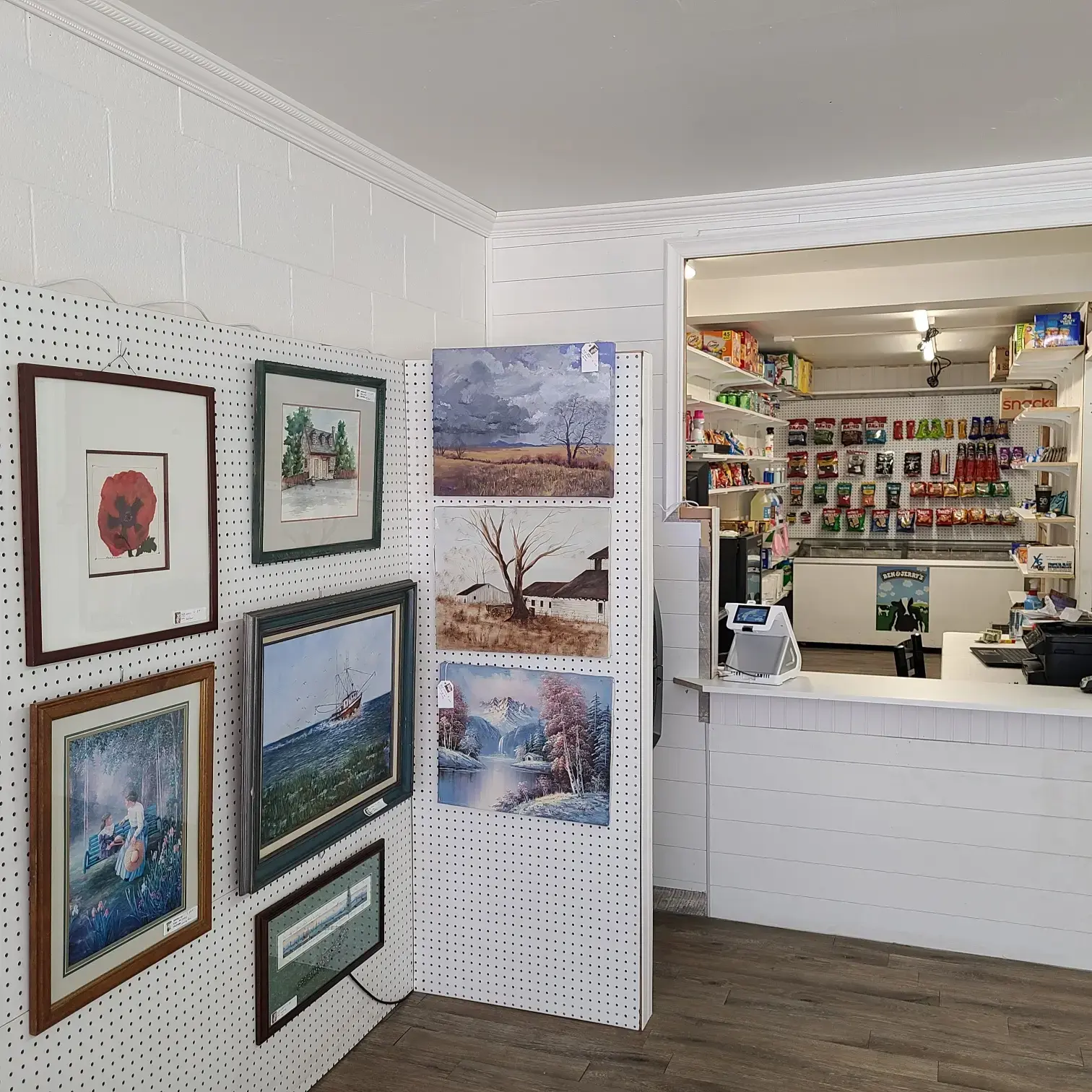 Loveland Shop n Wash - Image 10