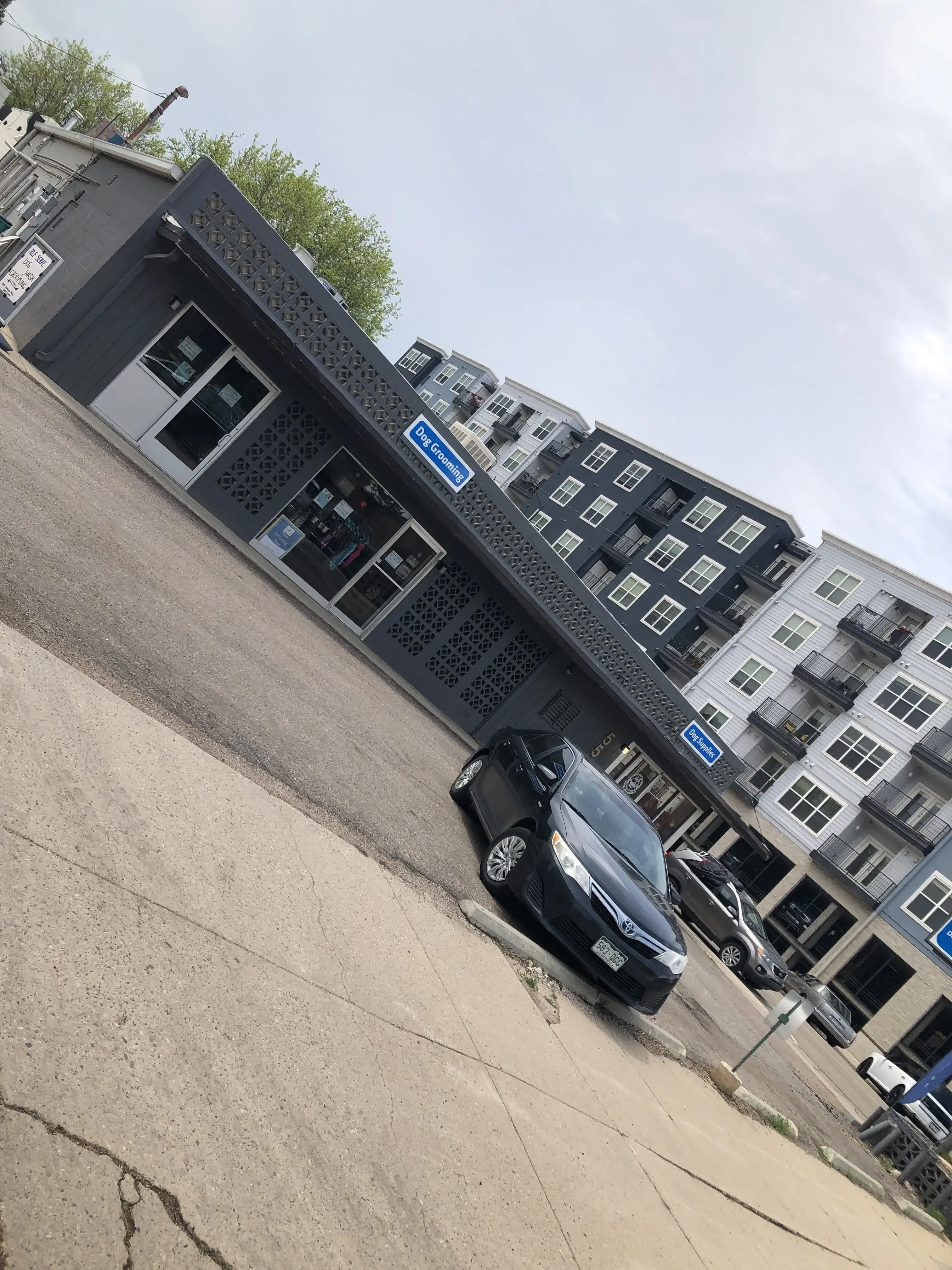 Loveland Shop n Wash - Image 11