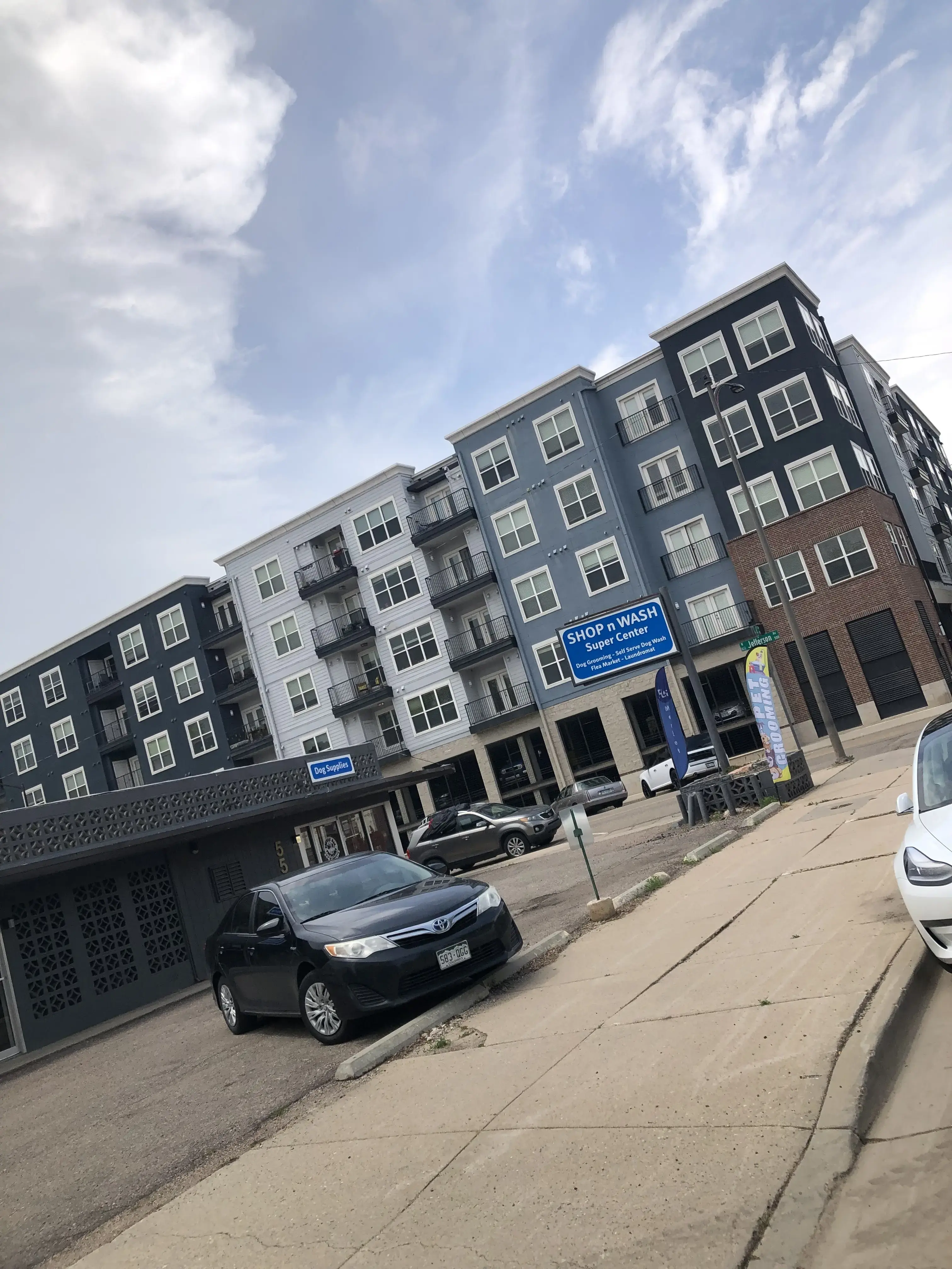 Loveland Shop n Wash - Image 20