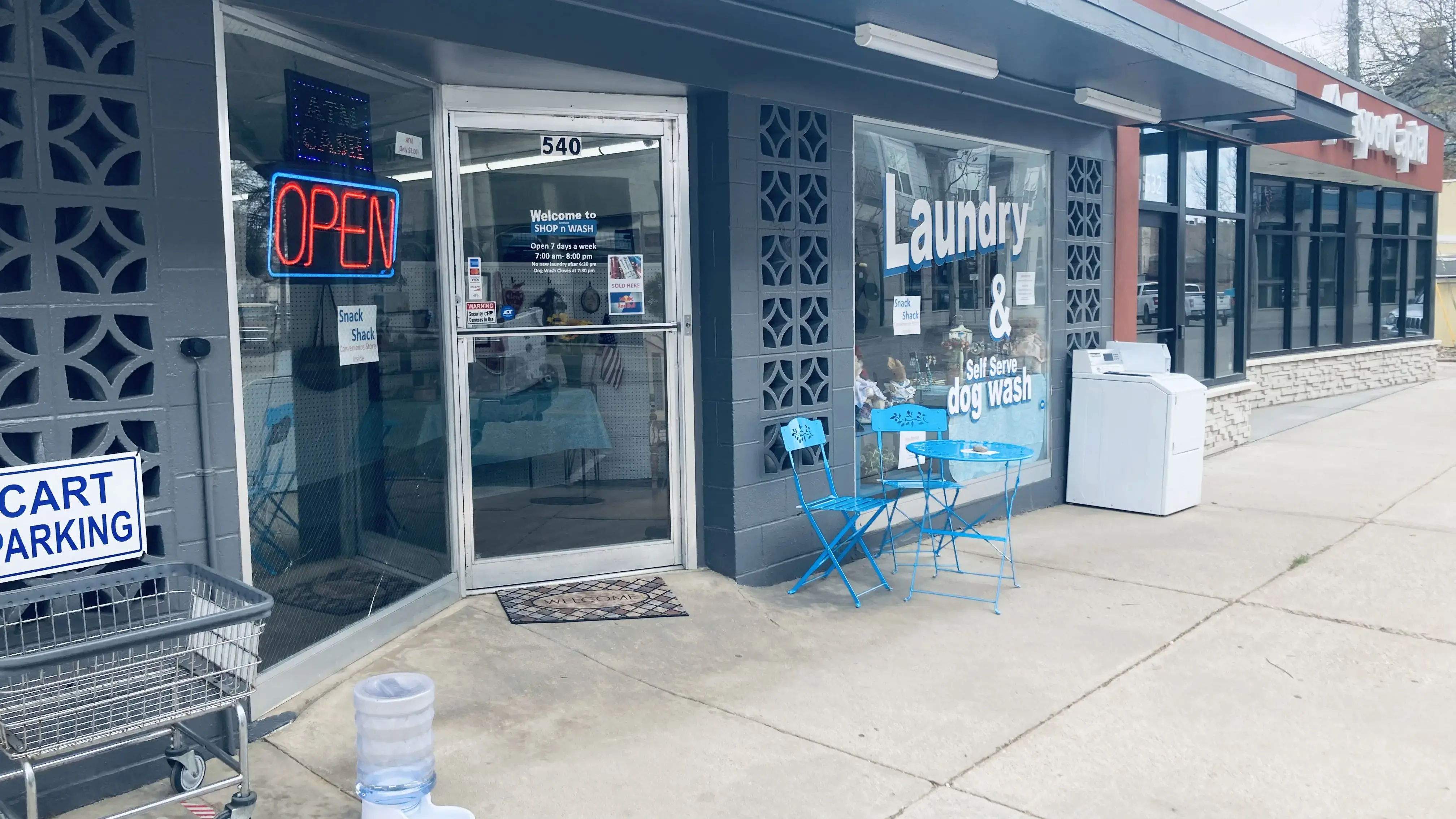 Loveland Shop n Wash - Image 2