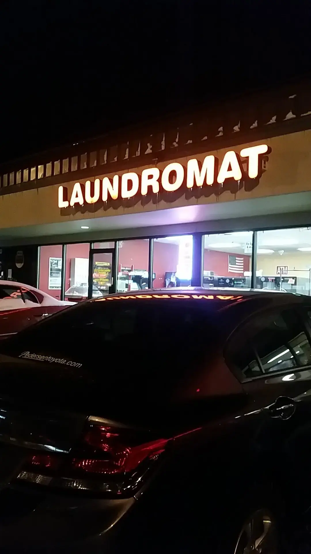 Loveland's Laundromat - Image 18
