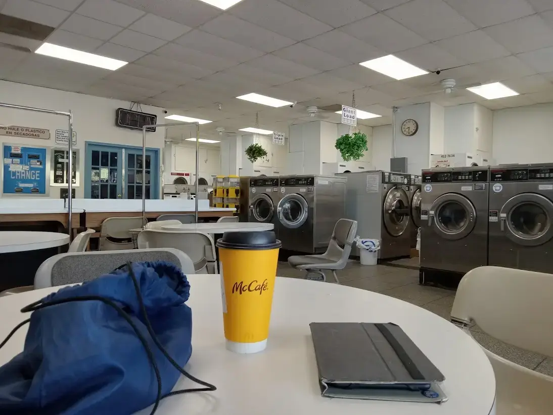 Loveland's Laundromat thumbnail 2