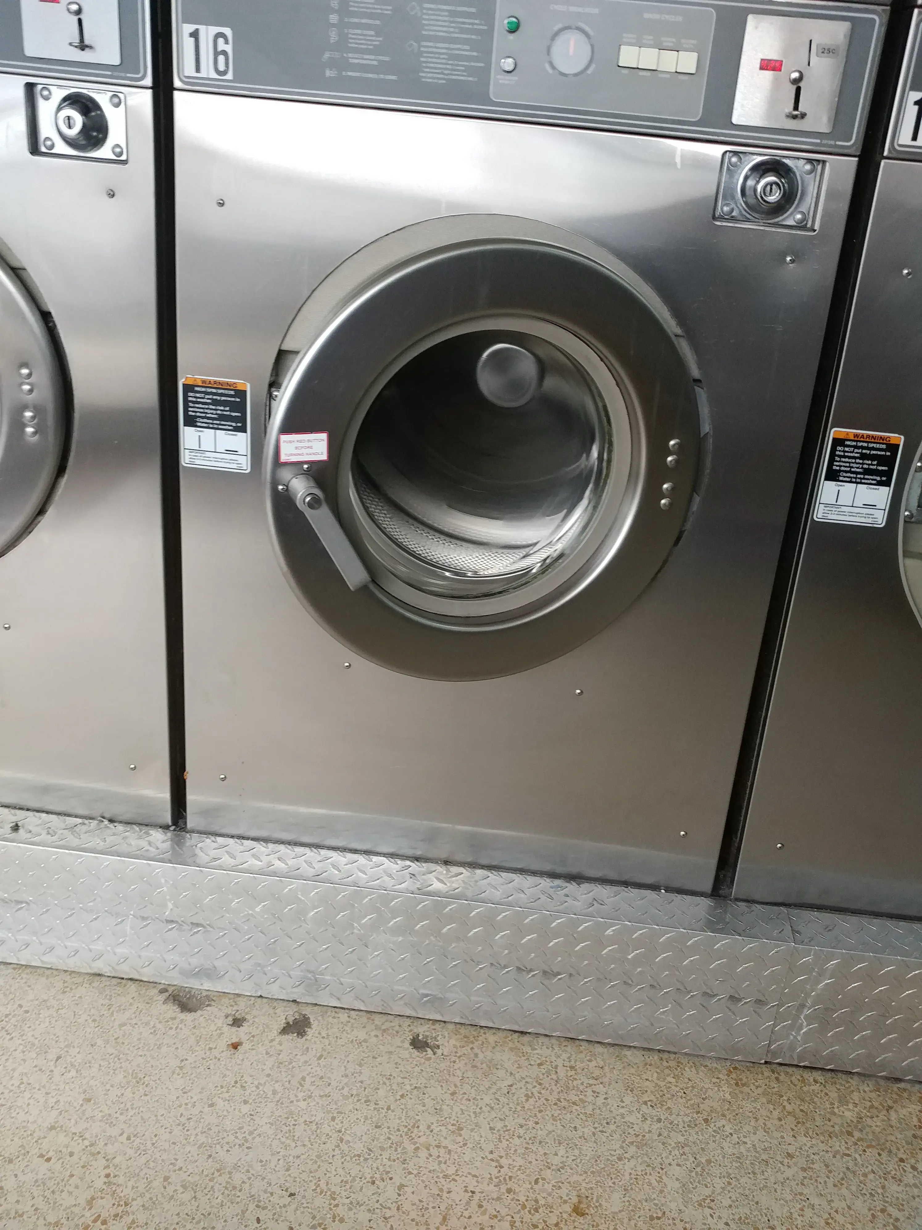 Lovely Laundry - Image 11