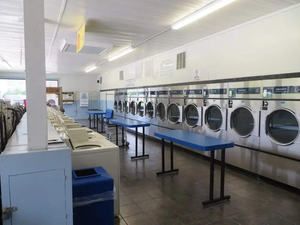 Lovingston Laundry Land Laundromat thumbnail 1