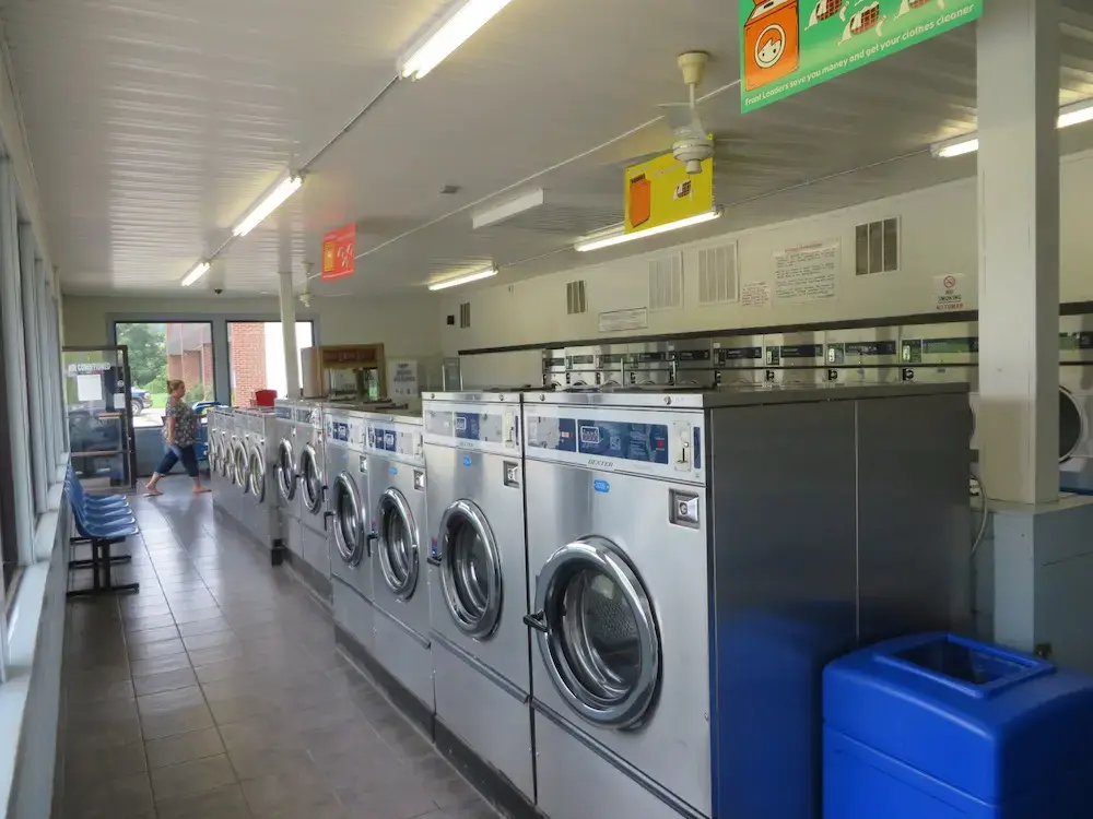 Lovingston Laundry Land Laundromat thumbnail 3