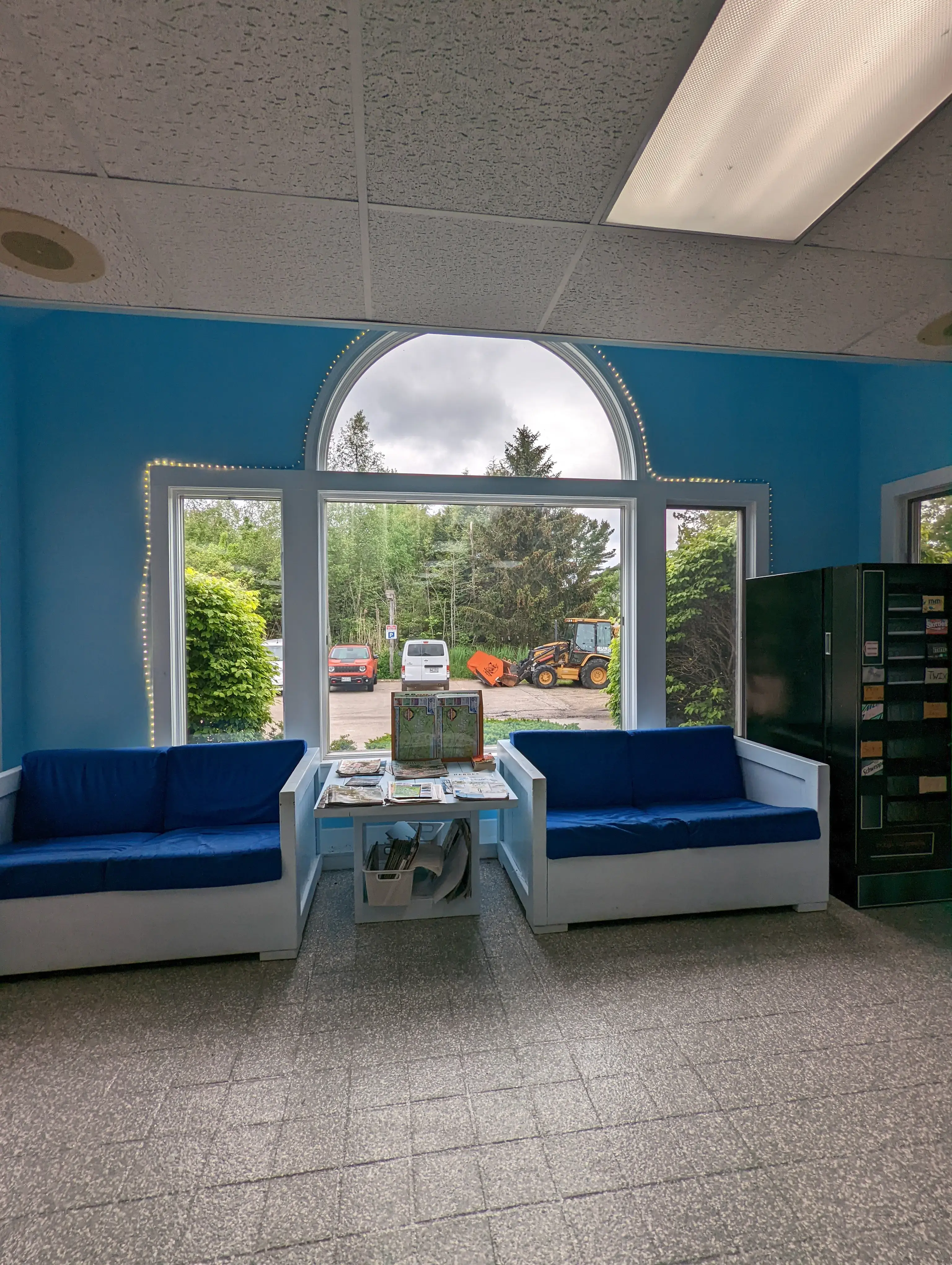Lower Village Laundry - Image 2