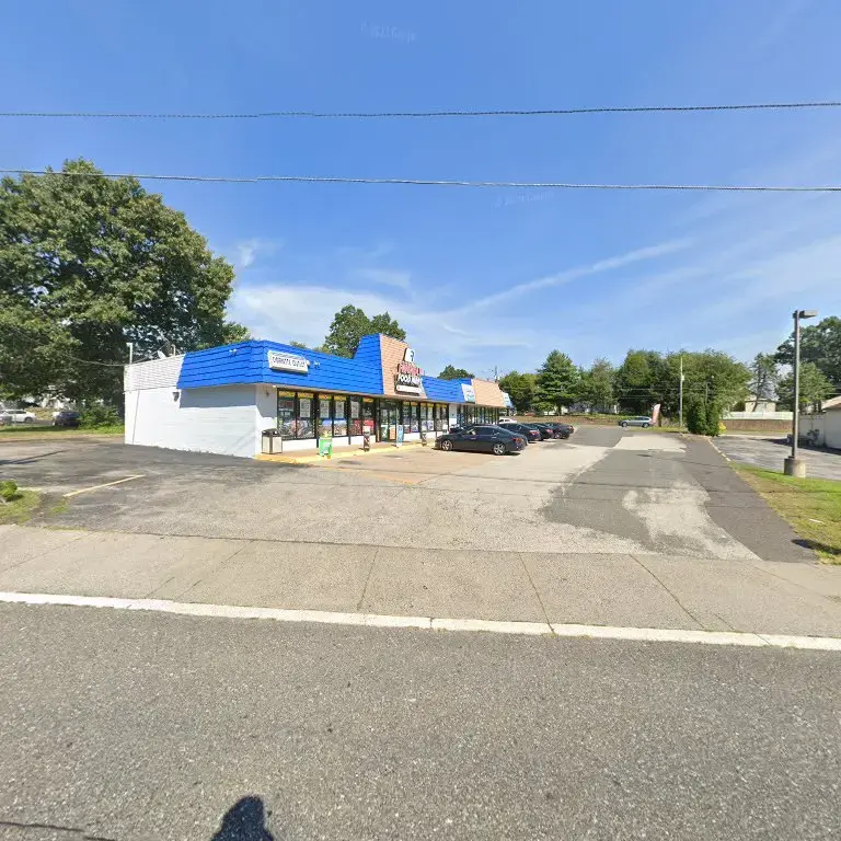 LUCA’S LAUNDRY - Image 17