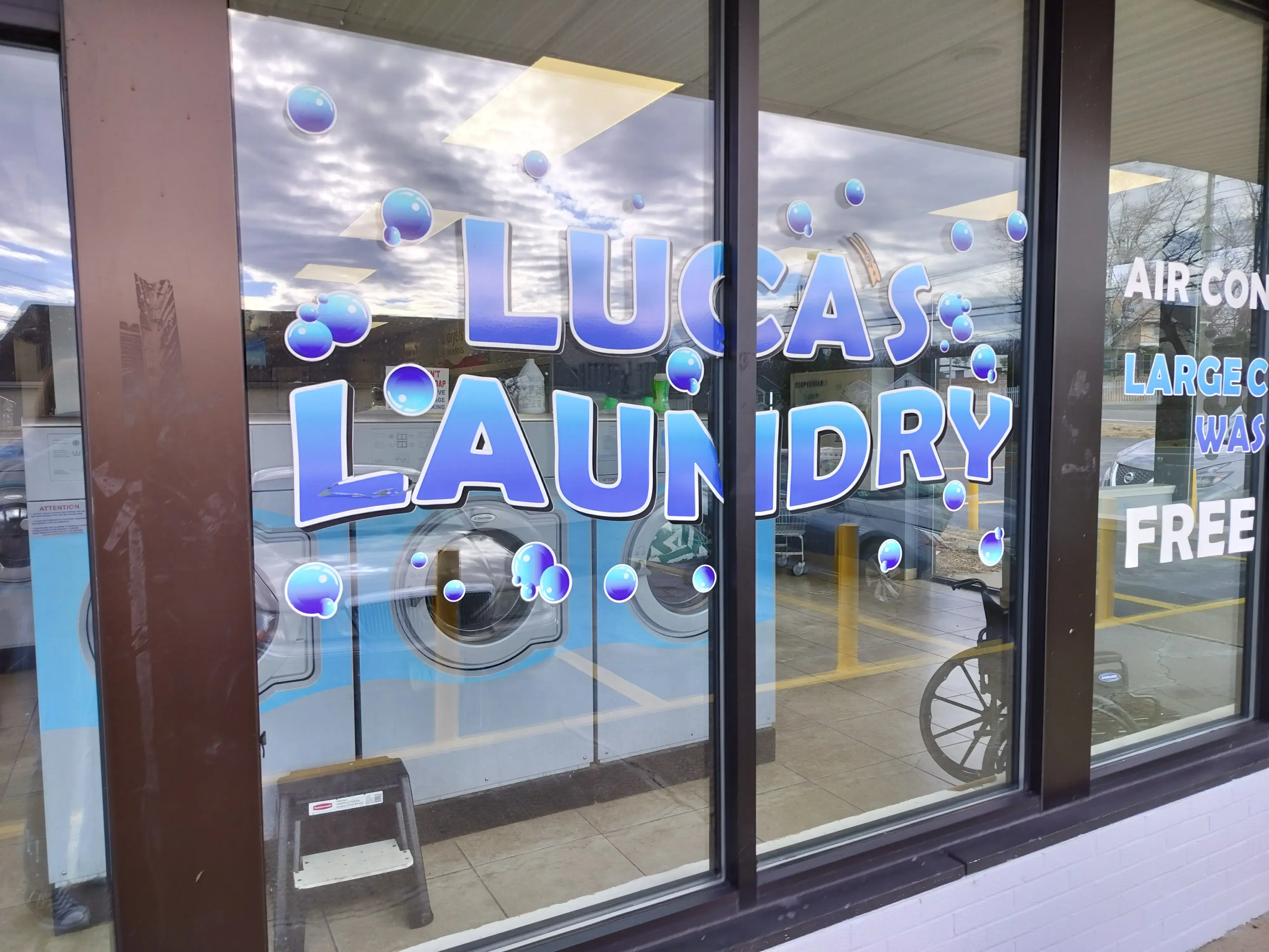 LUCA’S LAUNDRY - Image 8