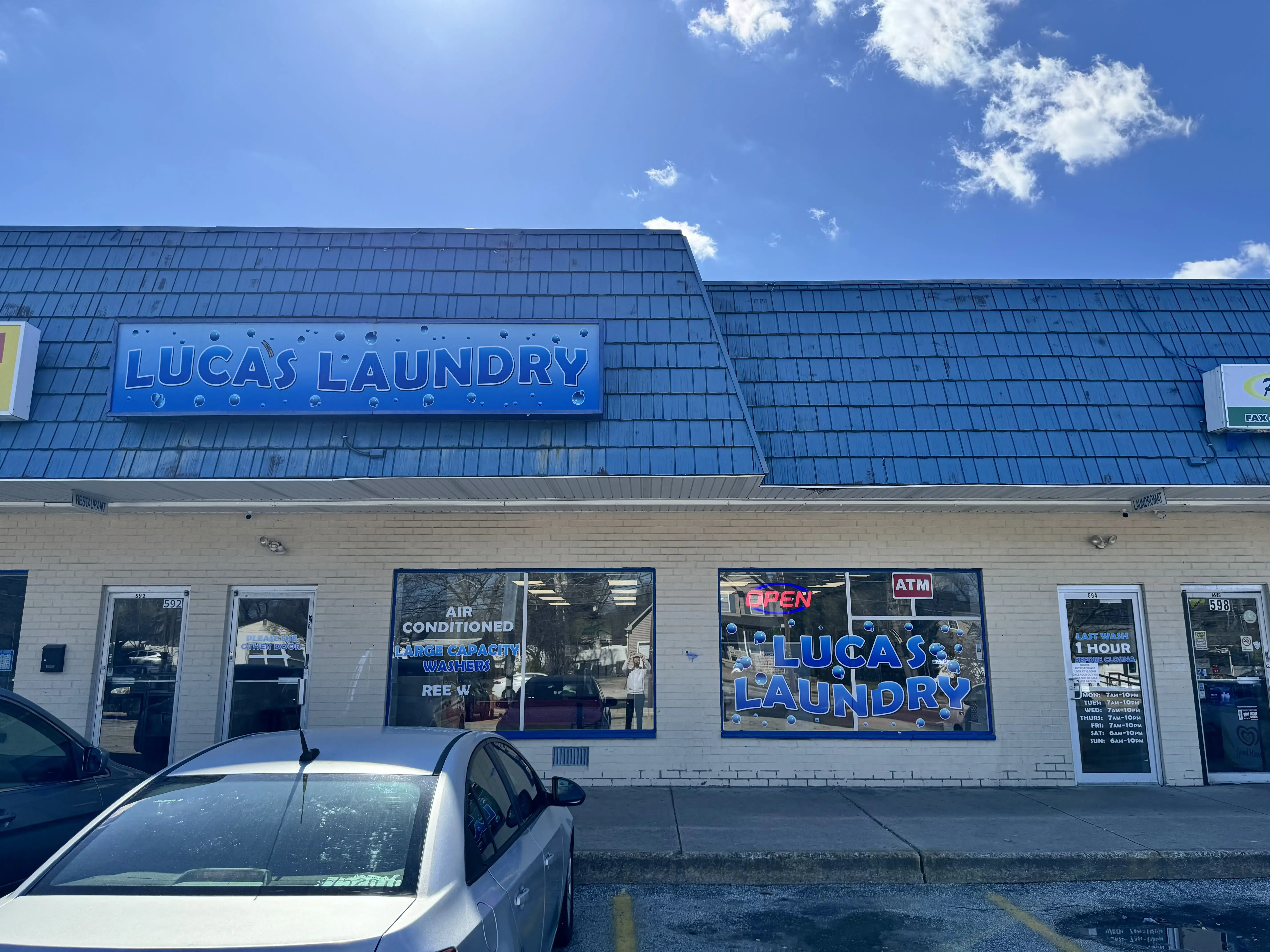 LUCA'S LAUNDRY thumbnail 14
