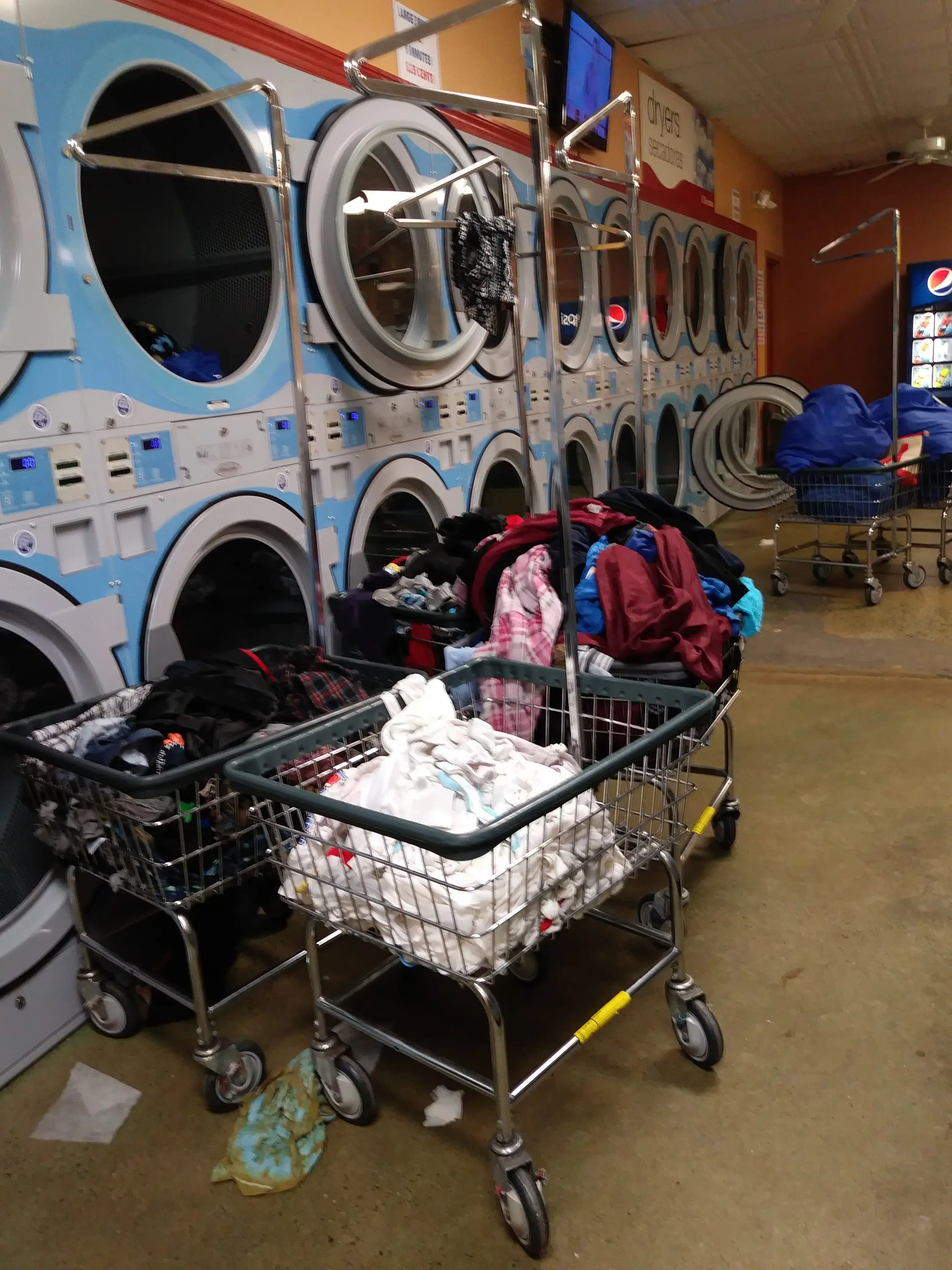 LUCA'S LAUNDRY - Image 7