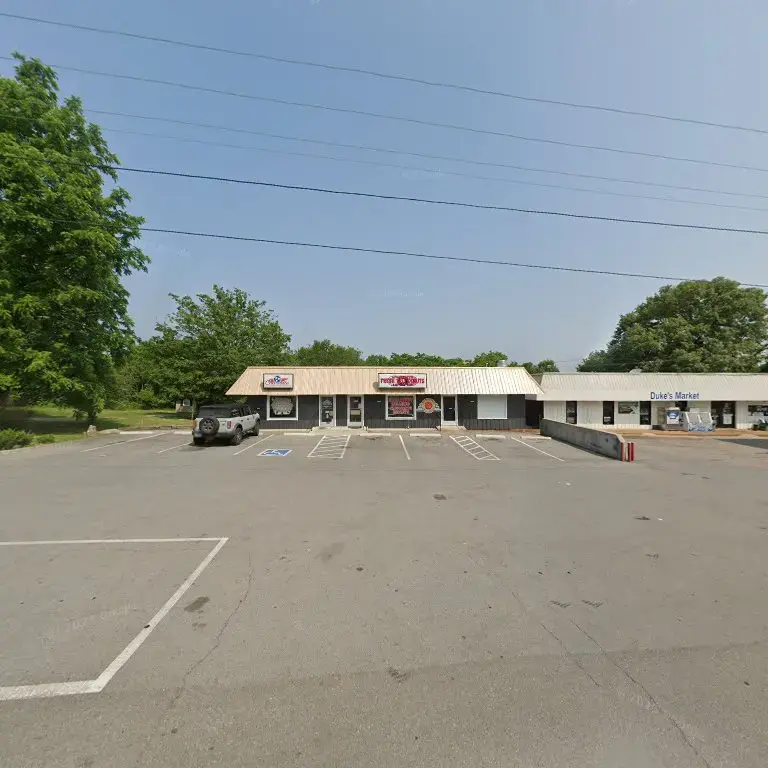 Lucie's Laundromat - Image 7