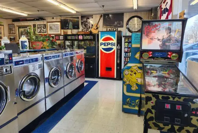 Lucky Lady Coin Operated Laundry thumbnail 20