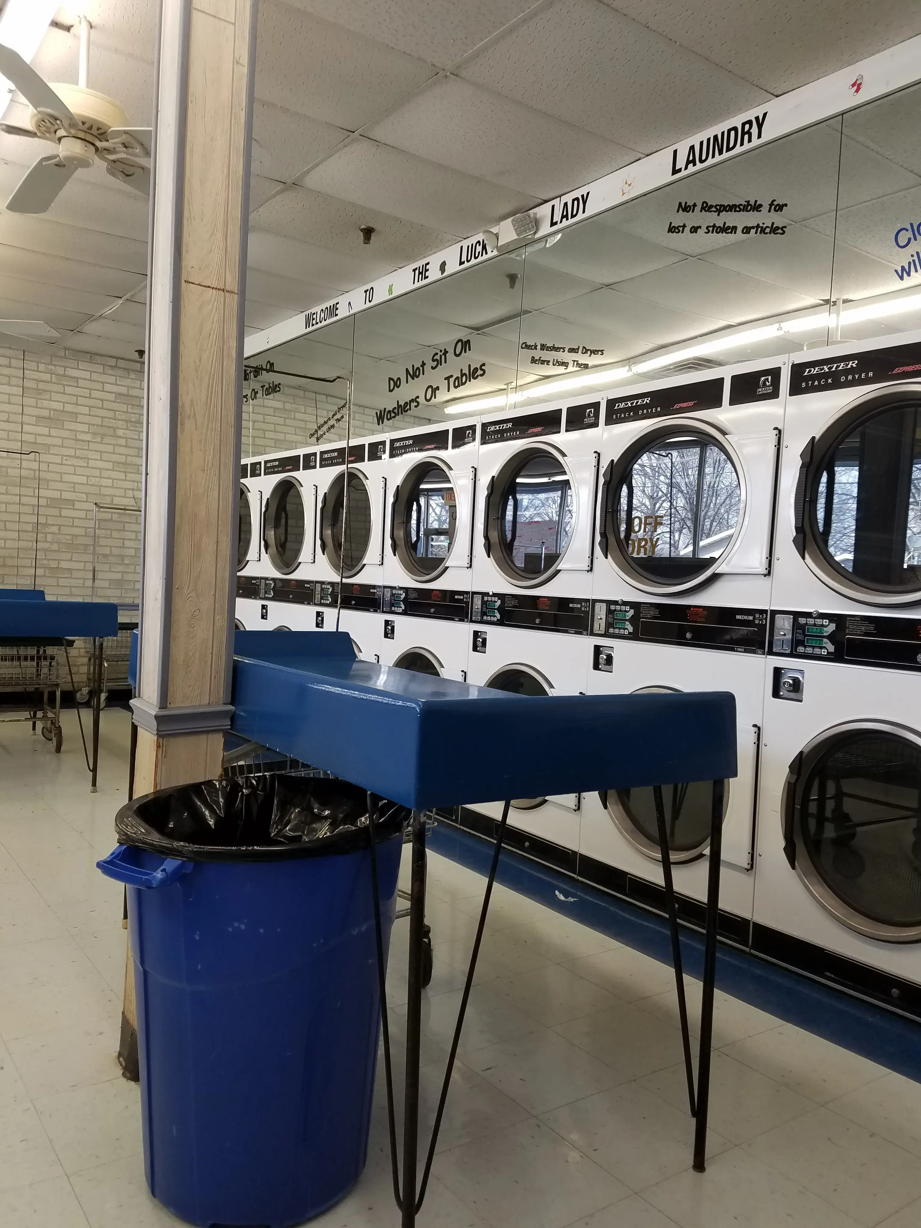 Lucky Lady Coin Operated Laundry thumbnail 11