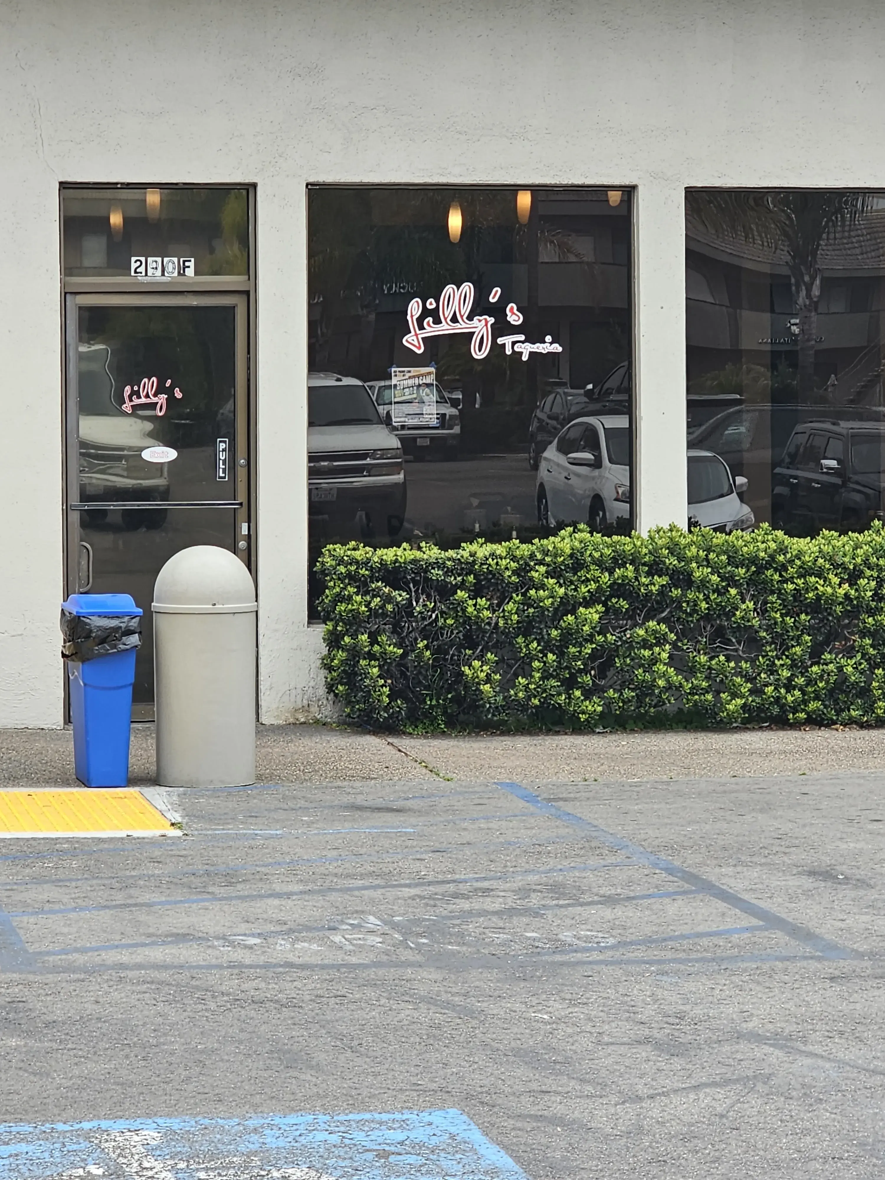 Lucky Laundry - Image 9
