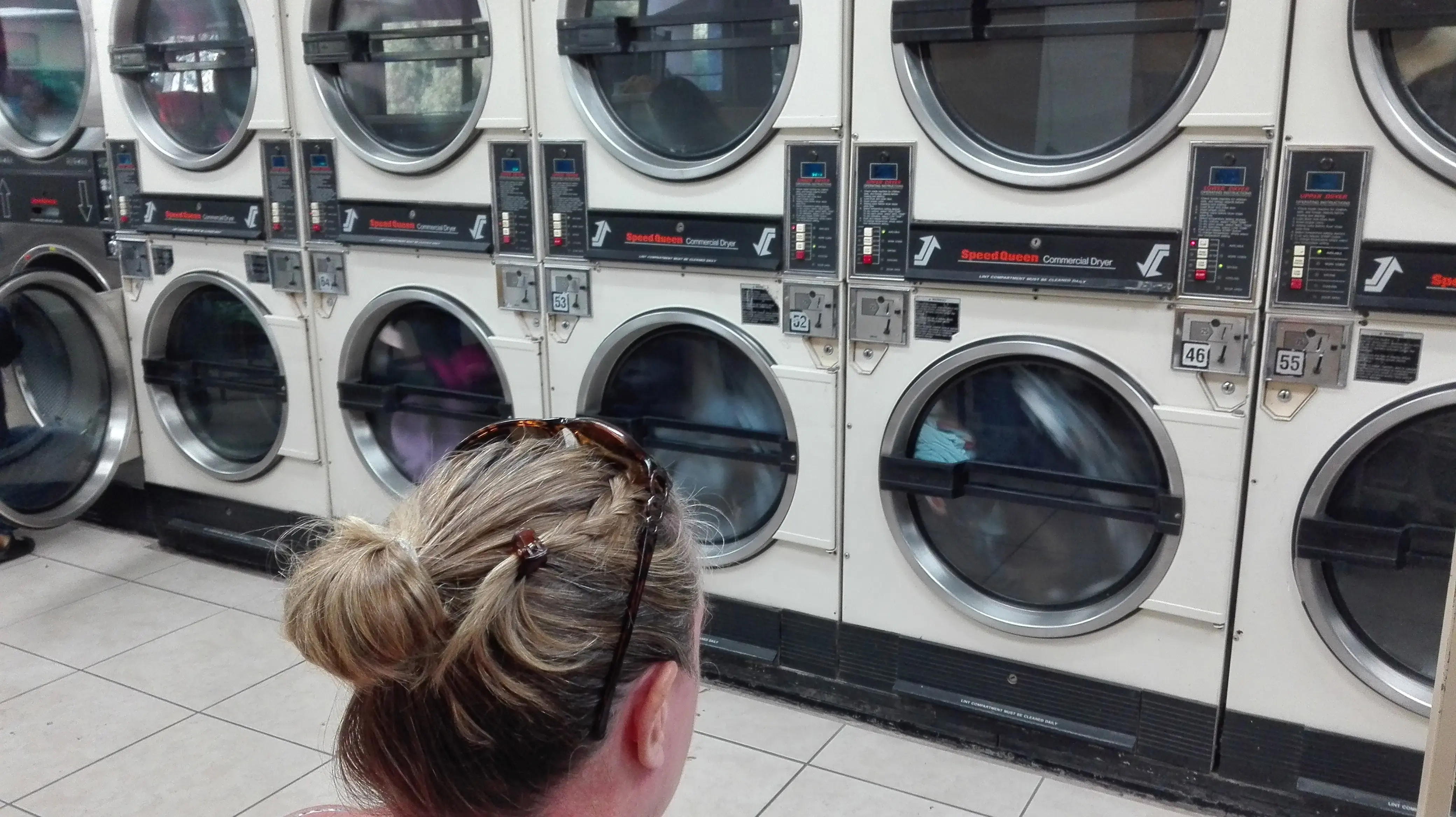 Lucky Laundry - Image 4