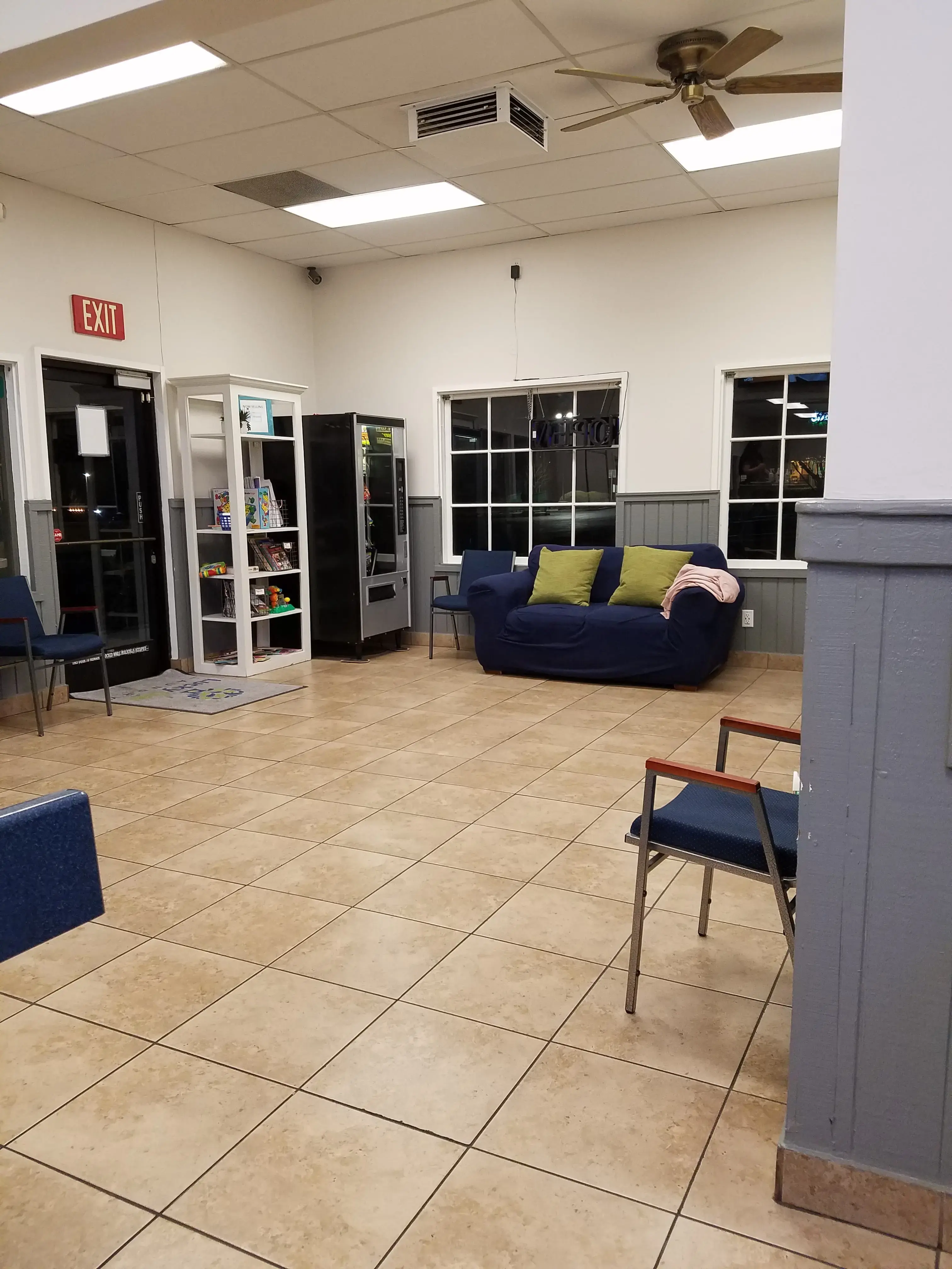 Lucky Oak Laundry - Image 4