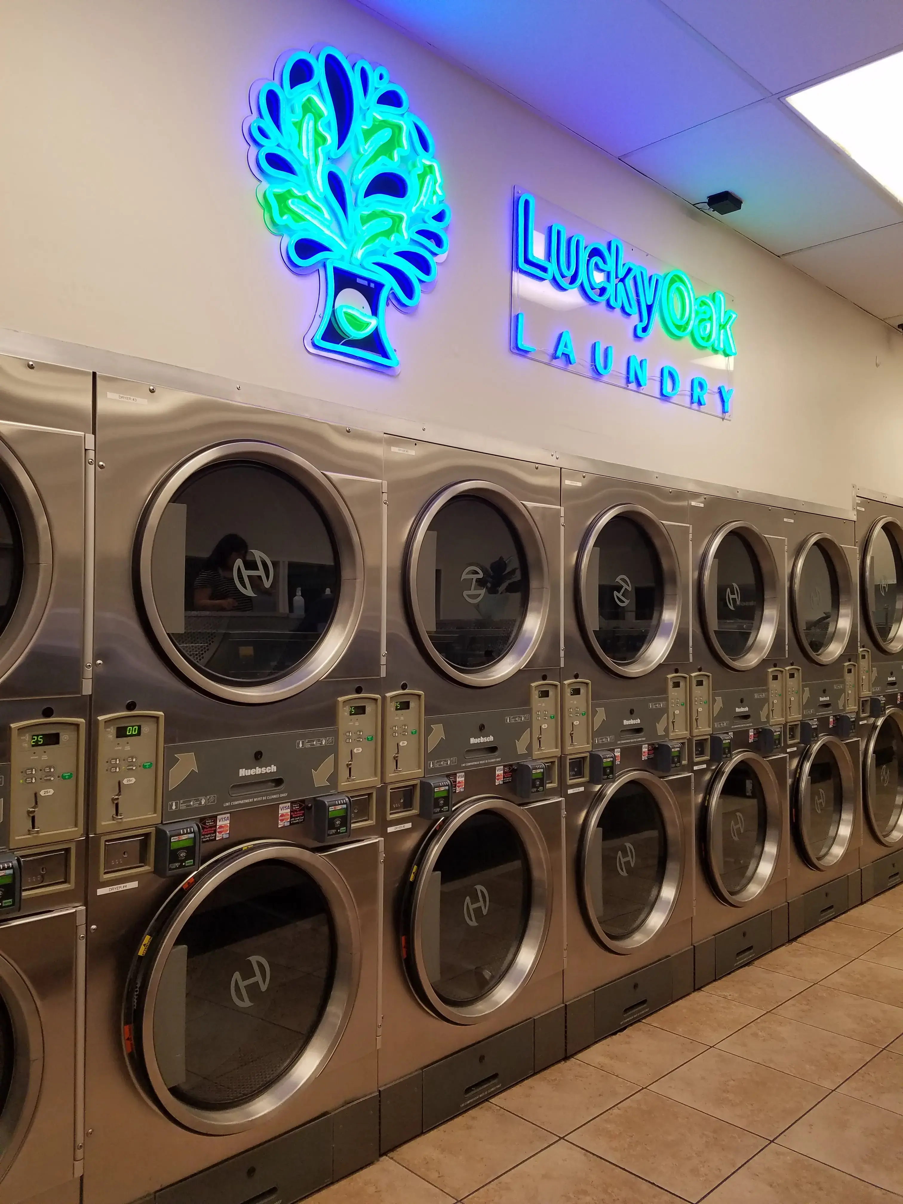 Lucky Oak Laundry thumbnail 3