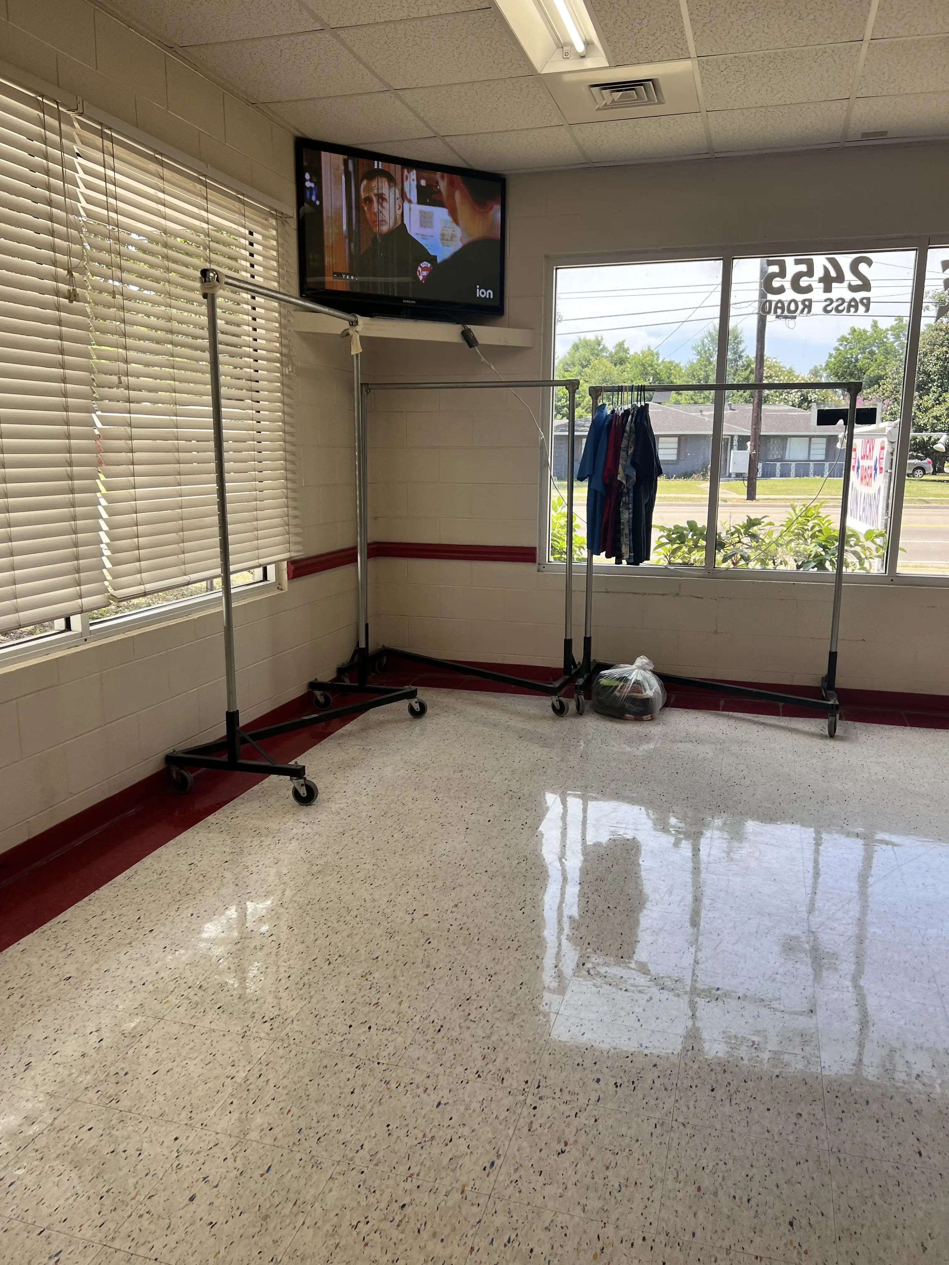 Lucky Wash - Image 15