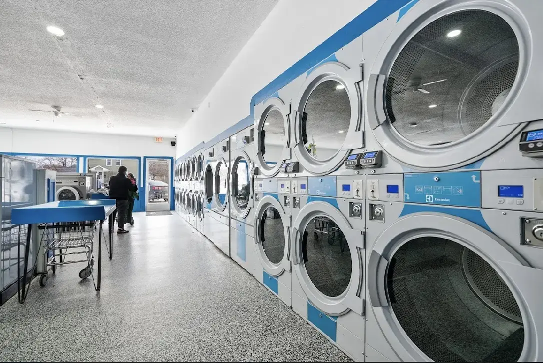 Lucky's Laundry thumbnail 16