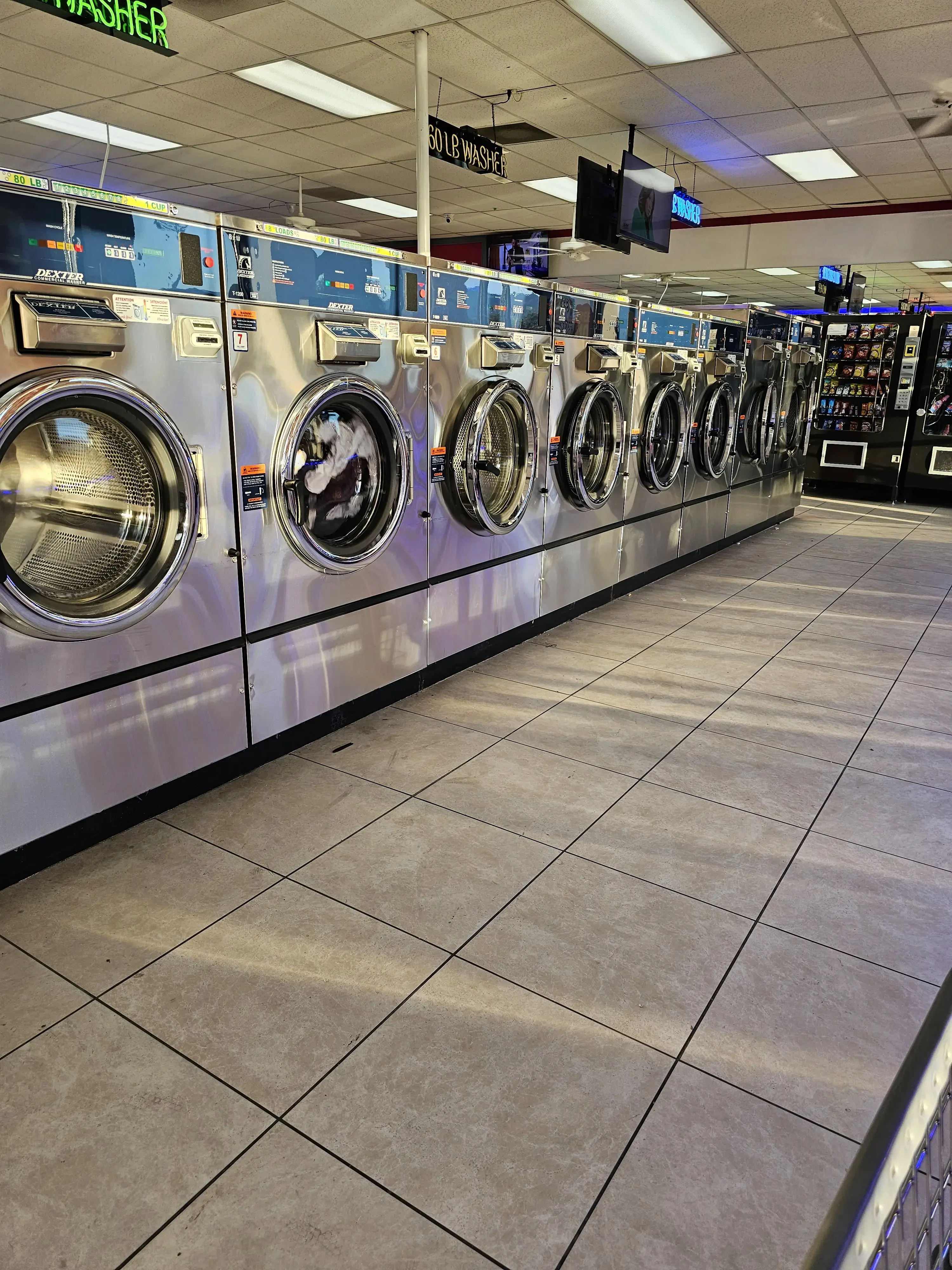 Lucy's Laundromat DBA COIN Less LAUNDRY location